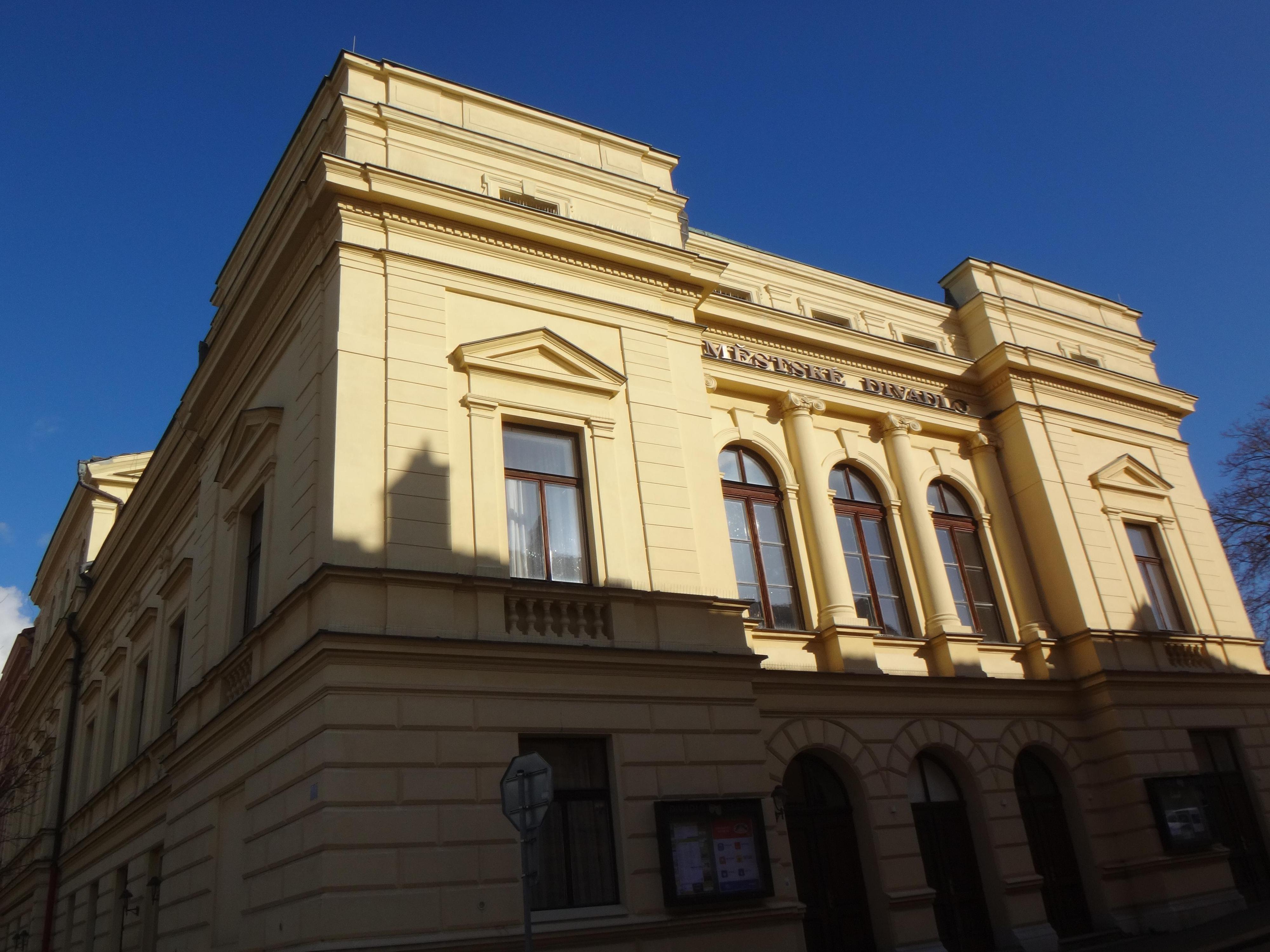 Městské divadlo Slaný foto 6