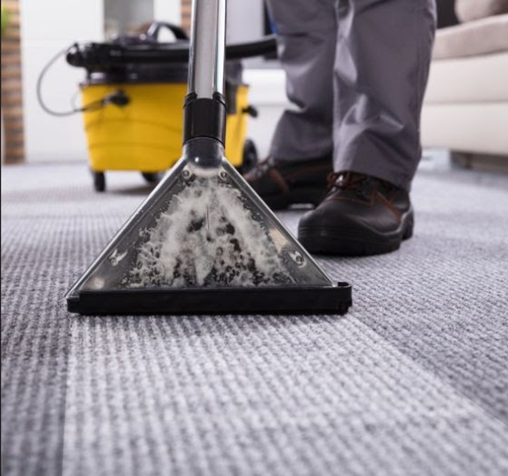 Hloubkové tepování koberců a sedaček