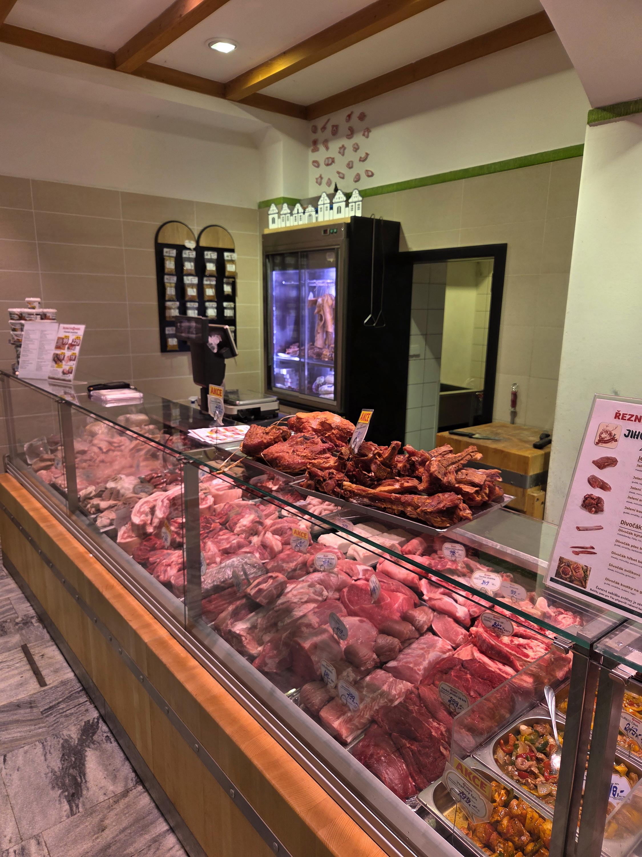 Řeznictví MÚÚÚ foto 2