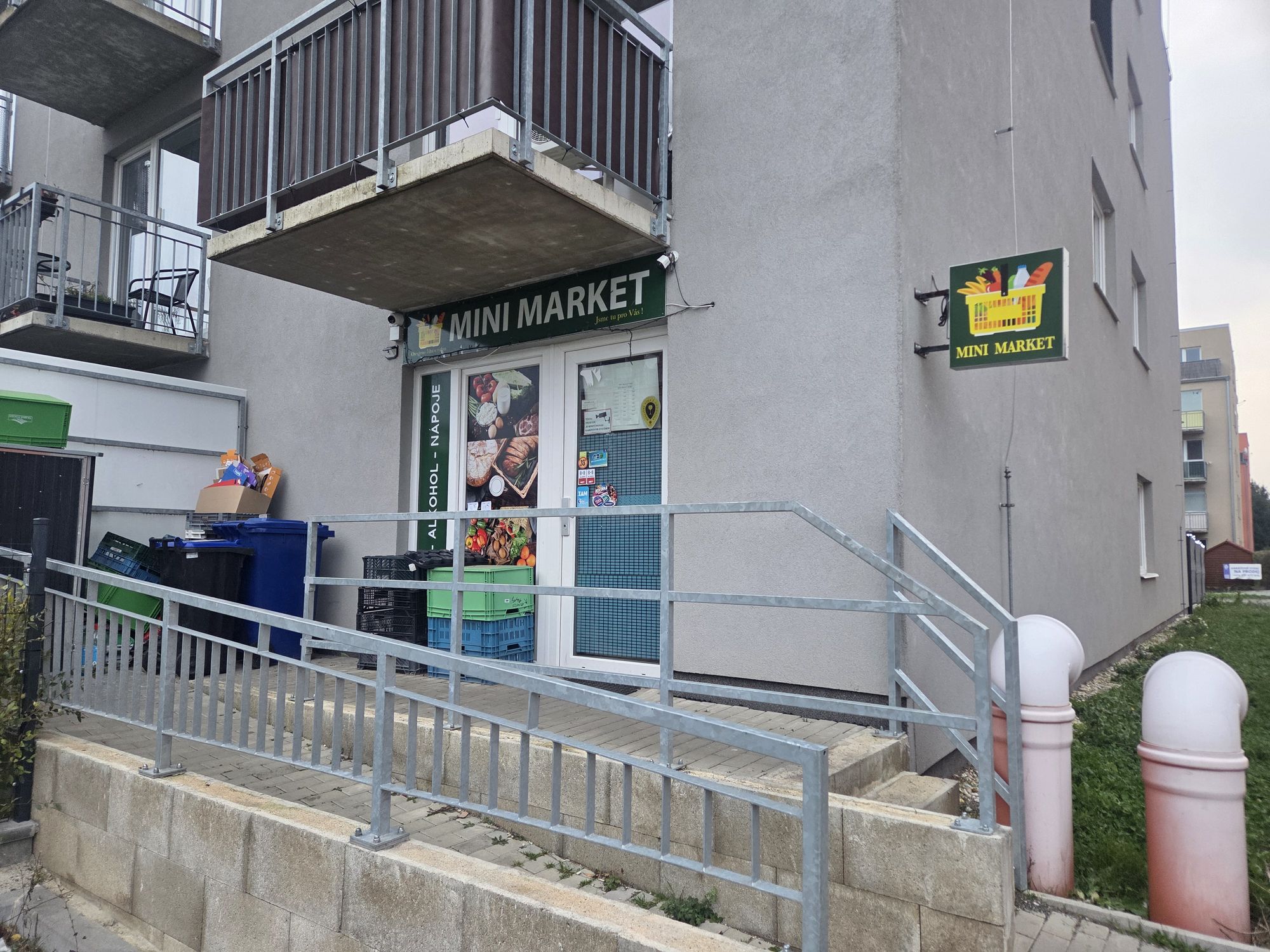 Mini Market foto 1