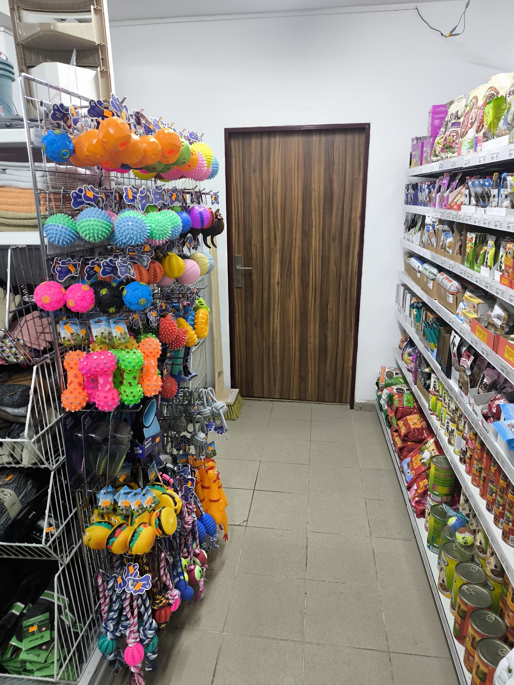 Mini Market foto 1