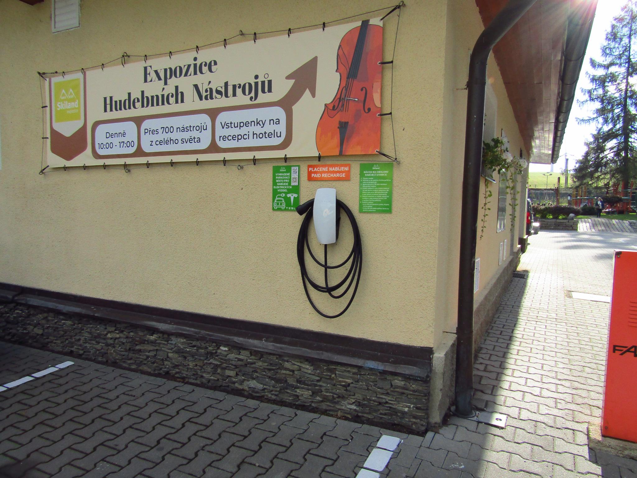 Nabíjecí stanice Areál Skiland - Hotel foto 2