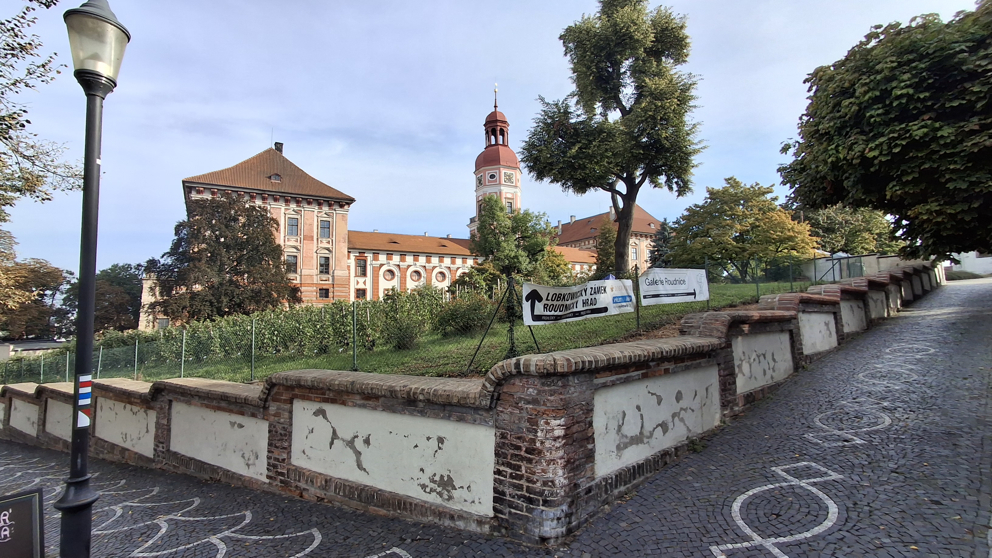 Lobkowiczký zámek a románský hrad Roudnice nad Labem foto 5