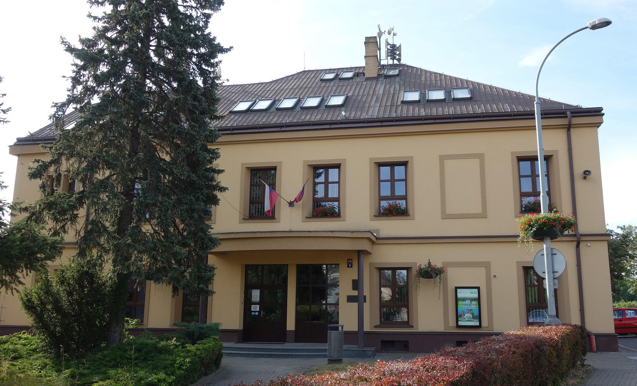 Úřad městské části Praha 16 foto 6