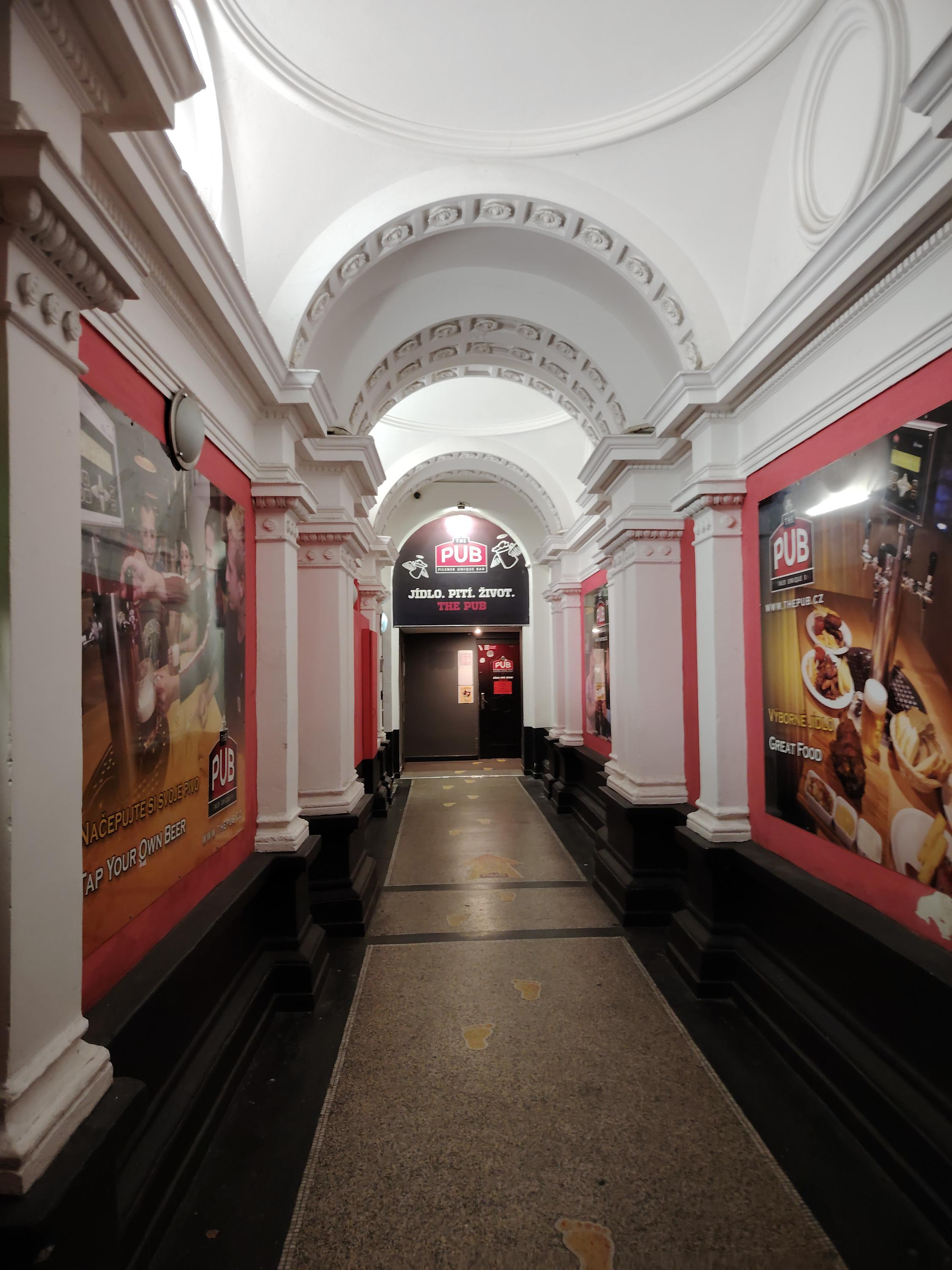 The PUB - Pilsner Unique Bar foto 6