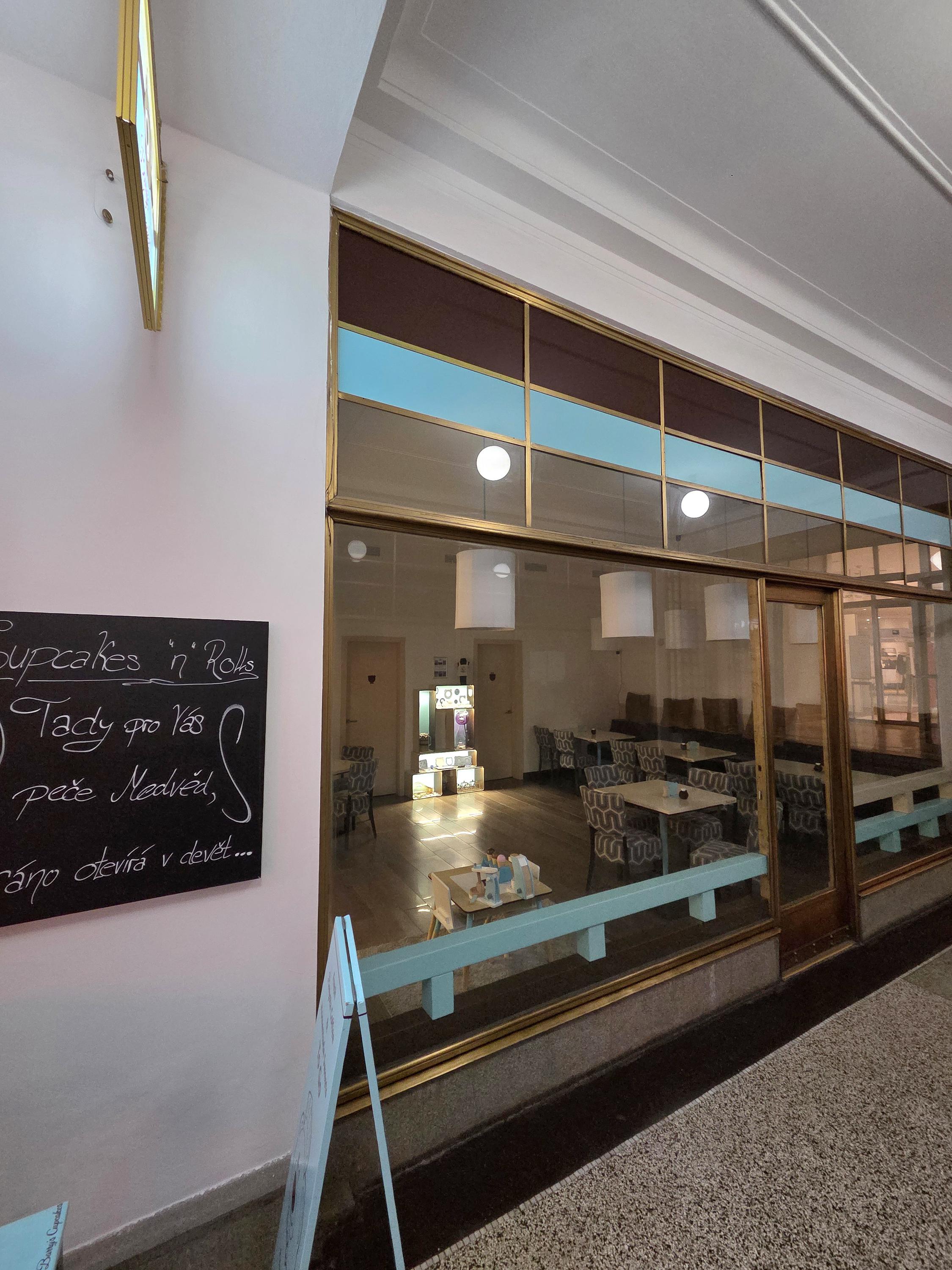 Barry's Cupcakes - Creative Services foto 3