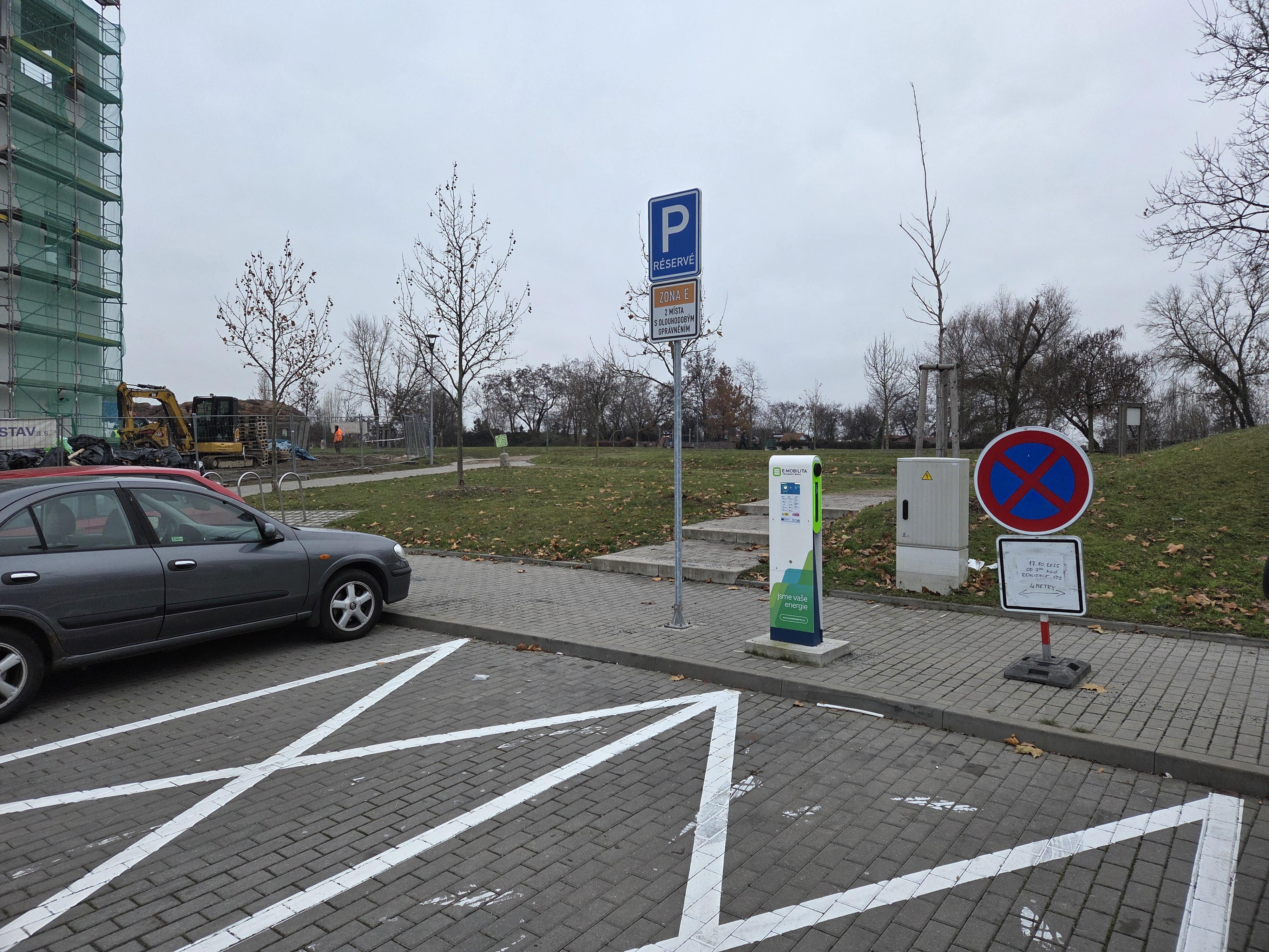 Dobíjecí stanice Olife foto 2