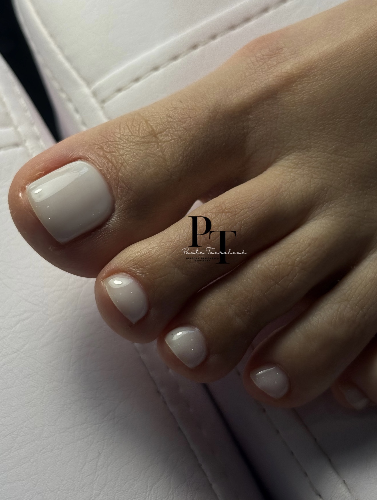 Nehtová modeláž a pedikúra - Pavla Tvarohová foto 3