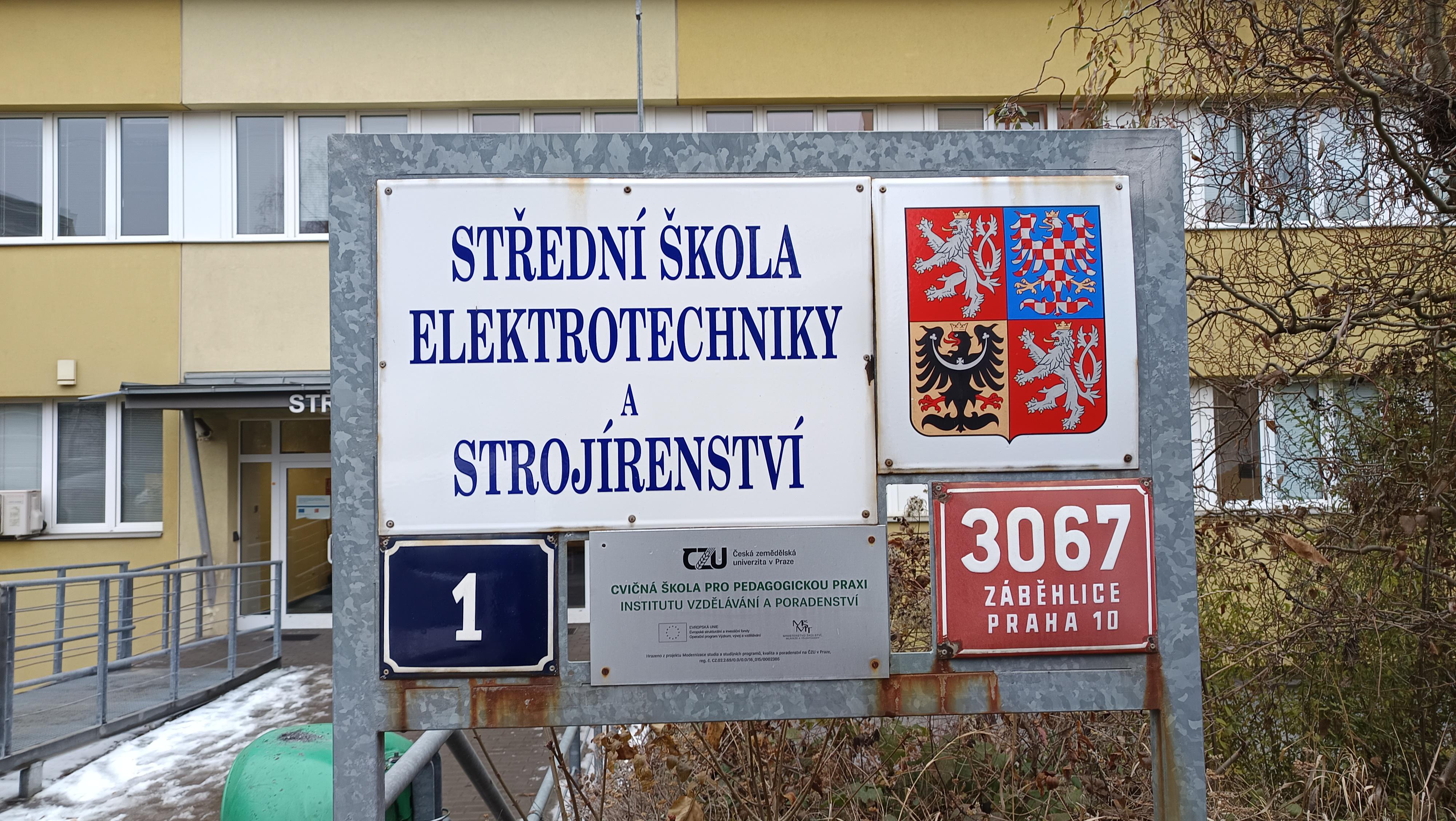 SŠES - Střední škola elektrotechniky a strojírenství foto 6