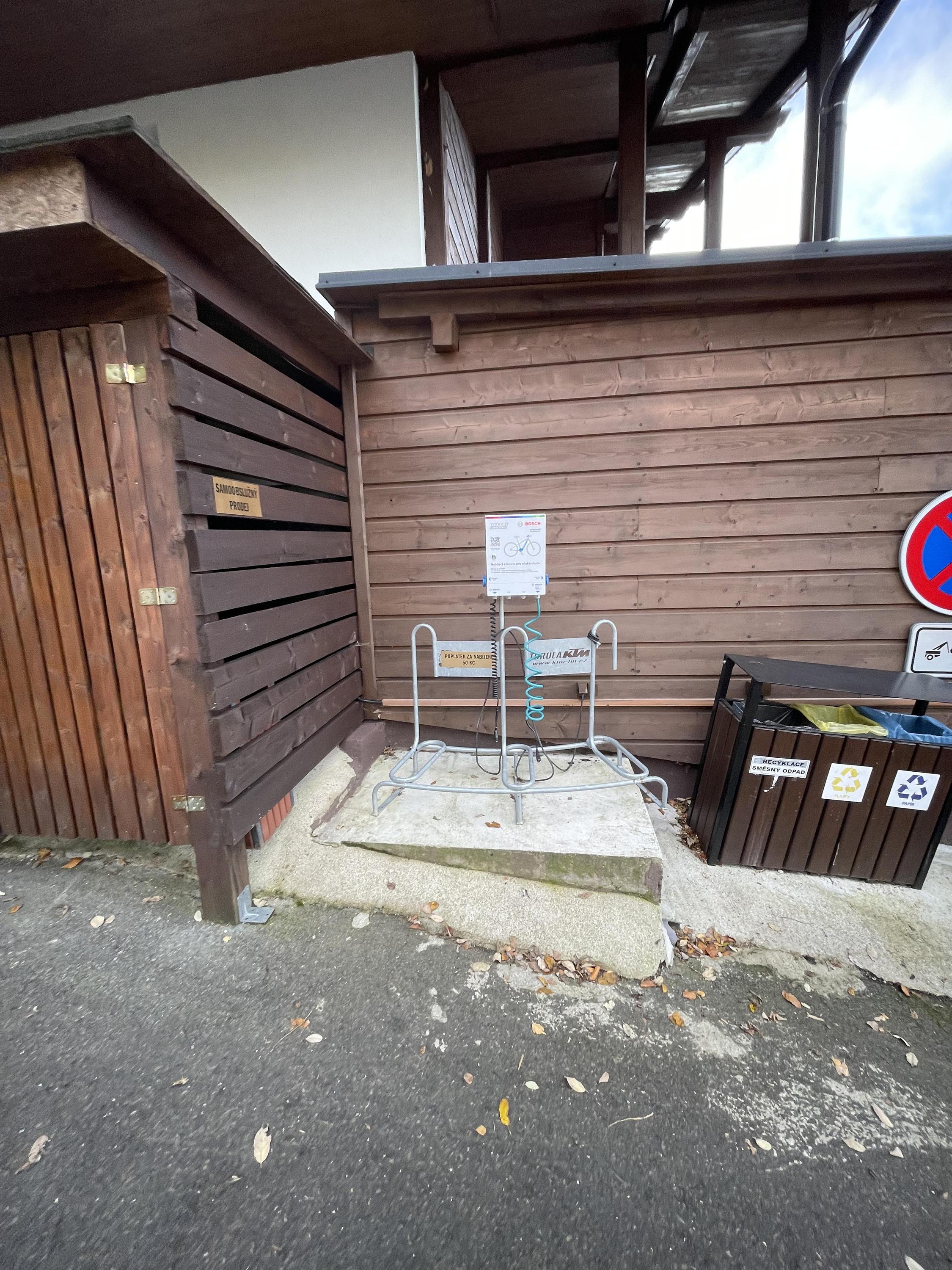 Nabíjecí stanice pro elektrokola TOROLA foto 3