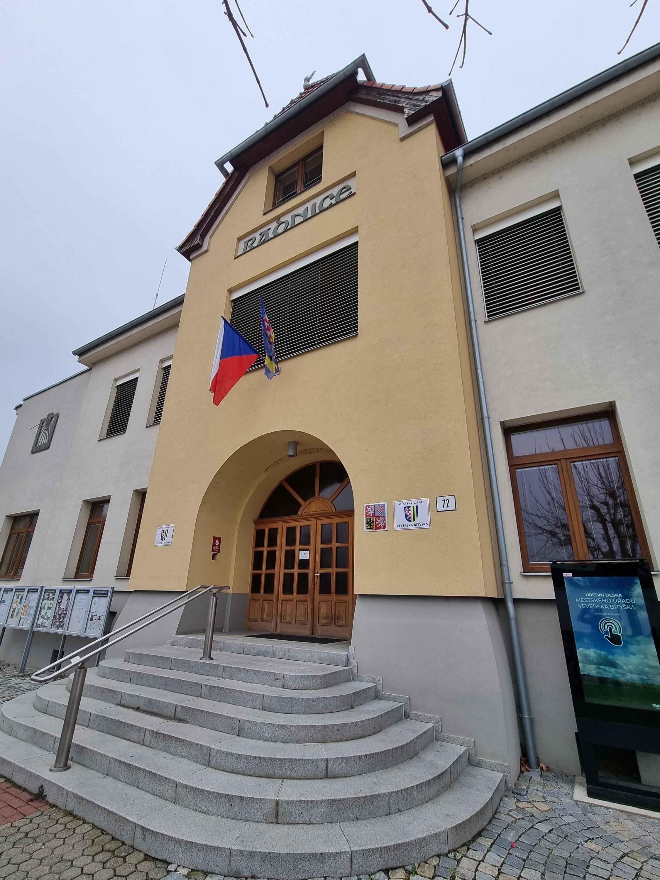 Veverská Bítýška - městský úřad foto 2