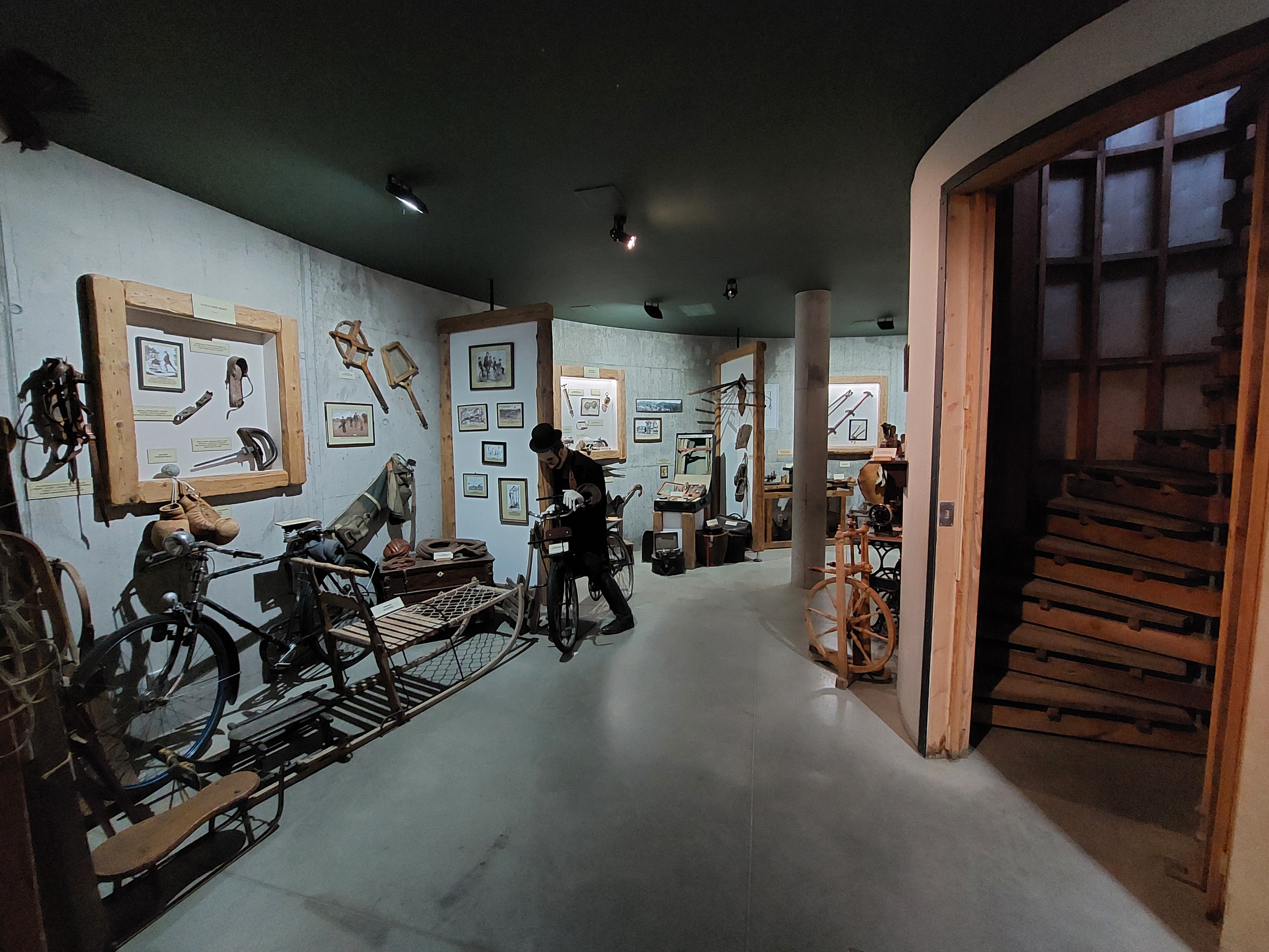 Muzeum Cimrmanovy doby foto 5