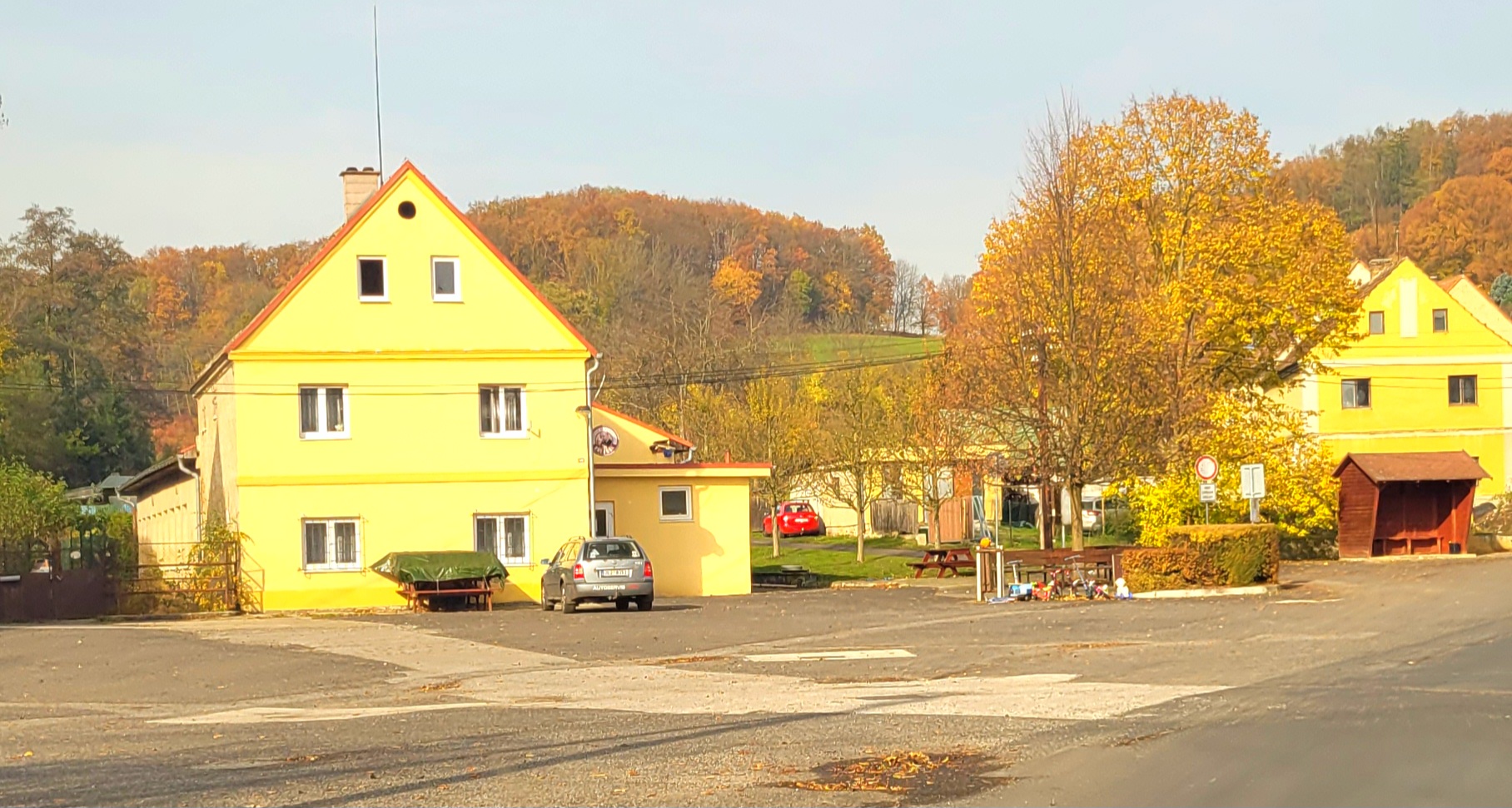Chudoslavice - obecní úřad foto 3