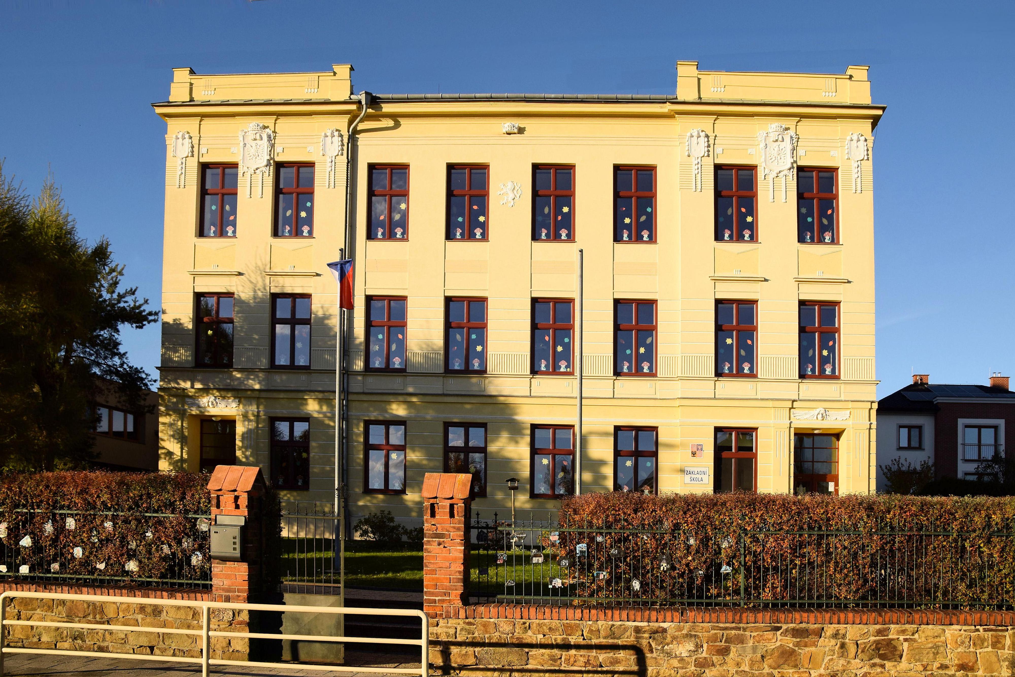 ZŠ a MŠ Dolní Životice foto 4