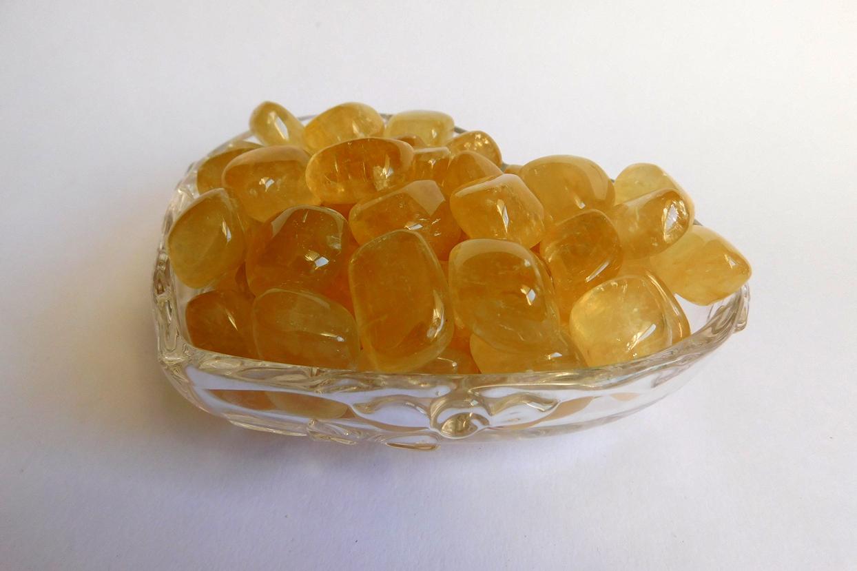 Kalcit žlutý - kámen sluneční moudrosti a štěstí