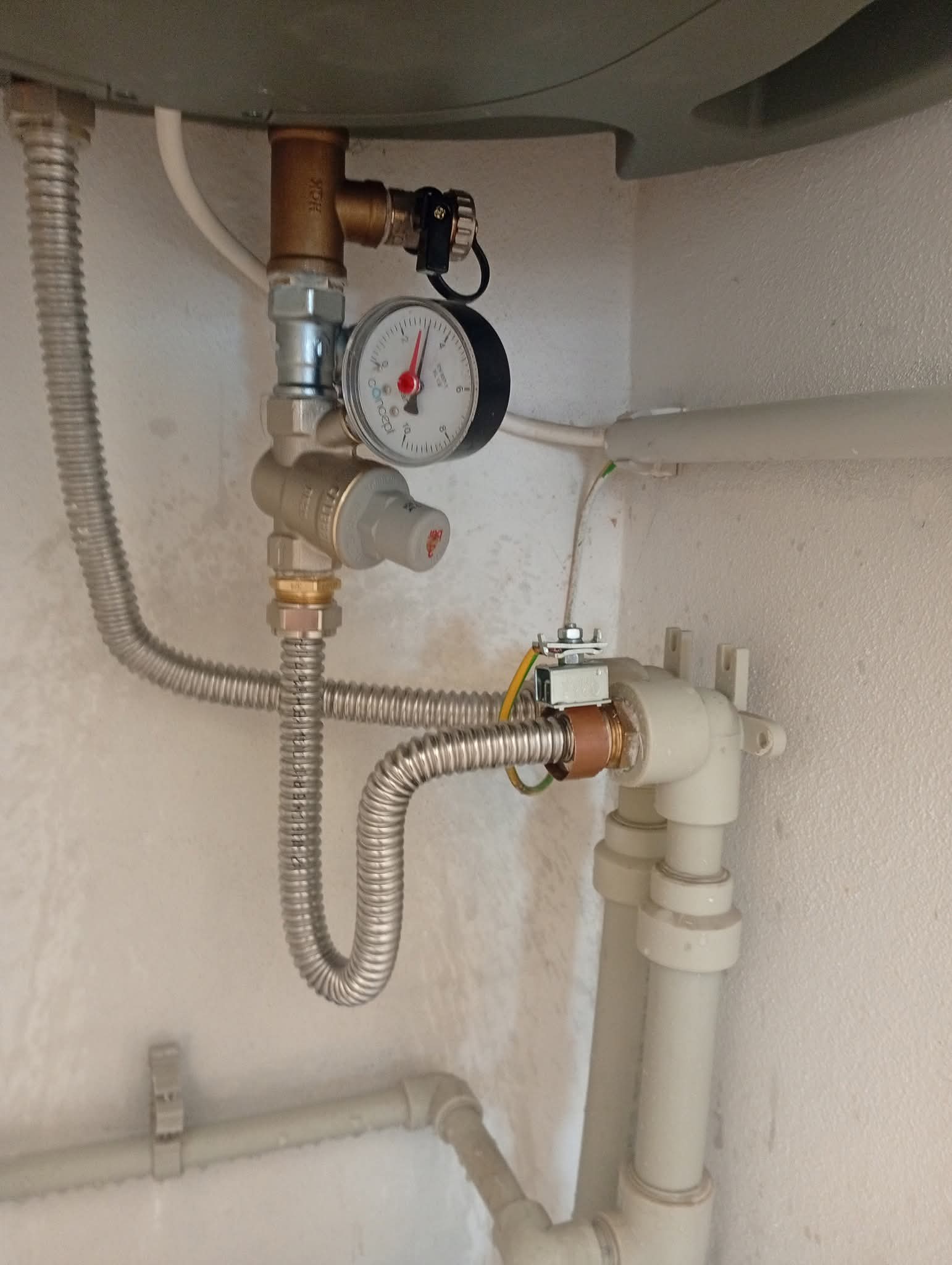 Lukáš Krč - drobné instalatérské práce & bytové vodoměry foto 4