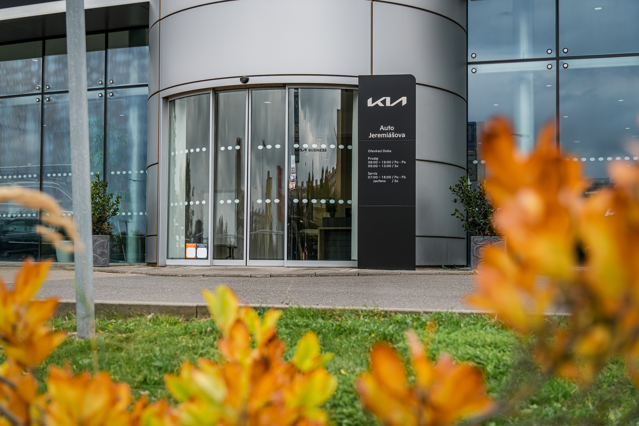 KIA AUTO JEREMIÁŠOVA s.r.o. foto 2