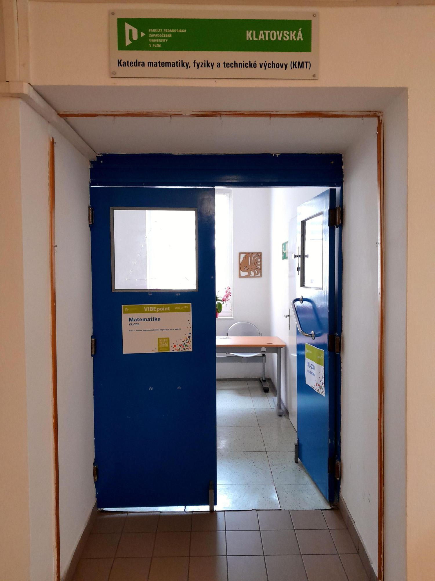 Západočeská univerzita v Plzni - Katedra matematiky, fyziky a technické výchovy foto 6