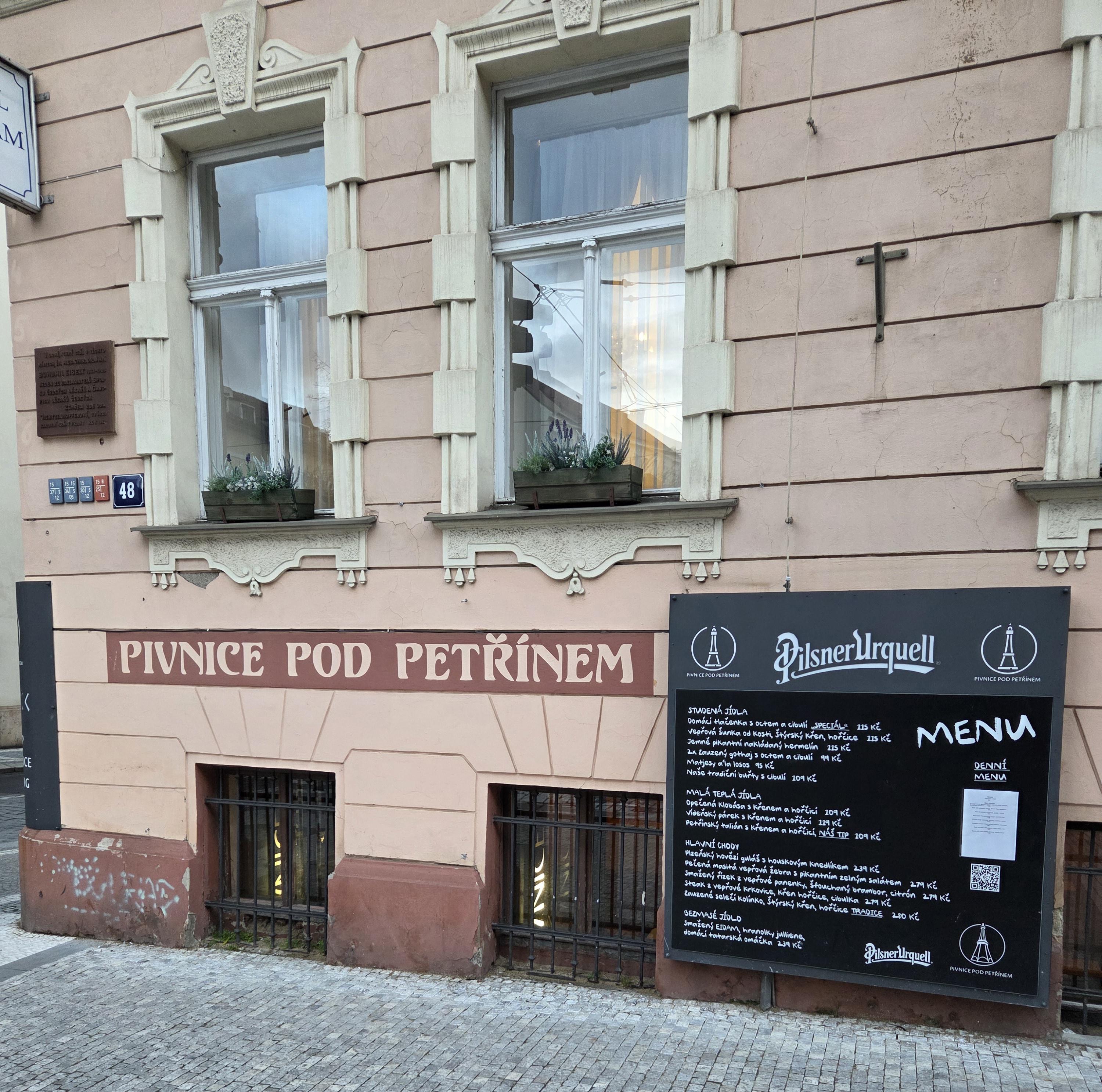 Malostranský restaurant Pod Petřínem foto 3