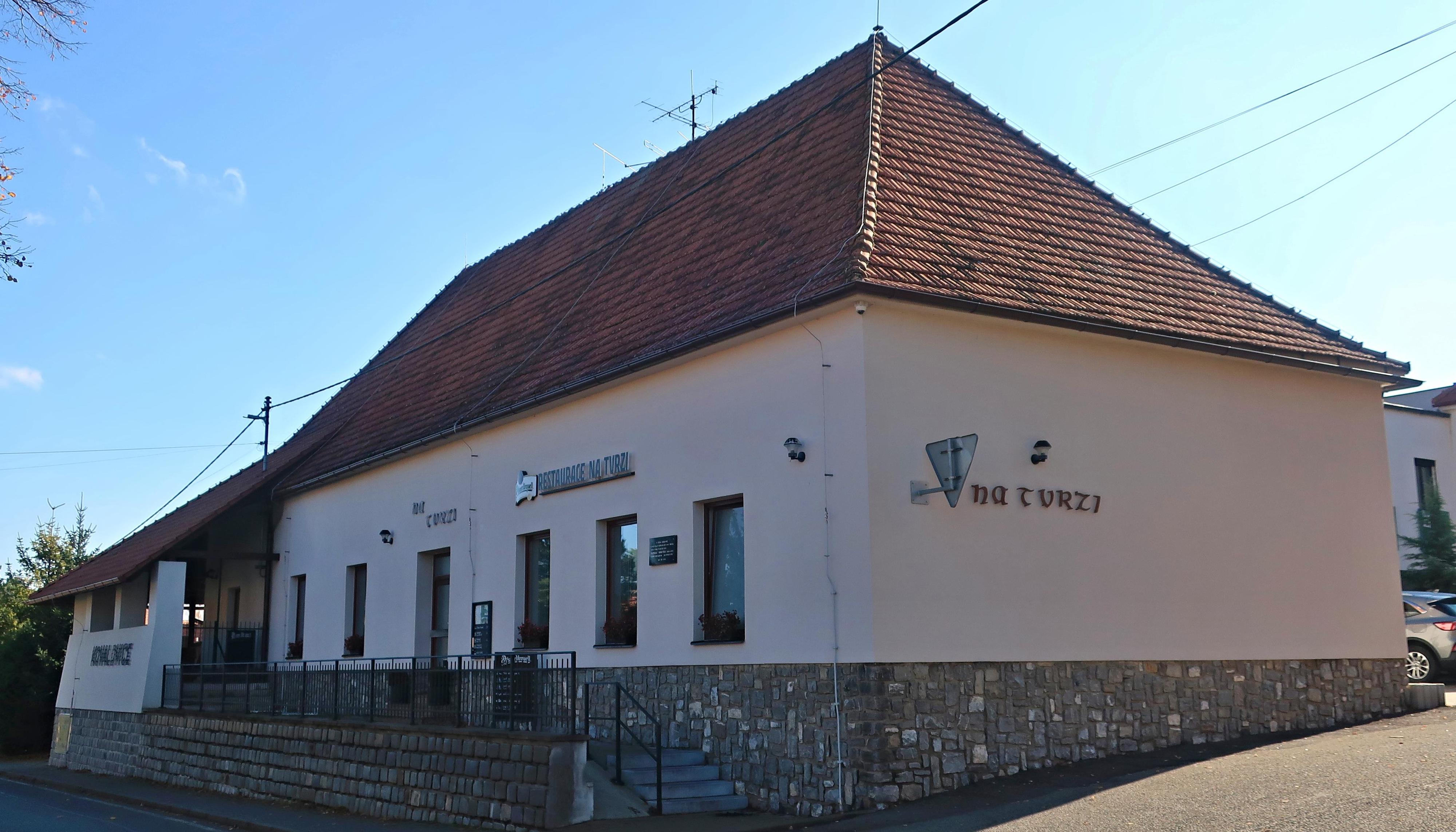 Restaurace Na tvrzi foto 3