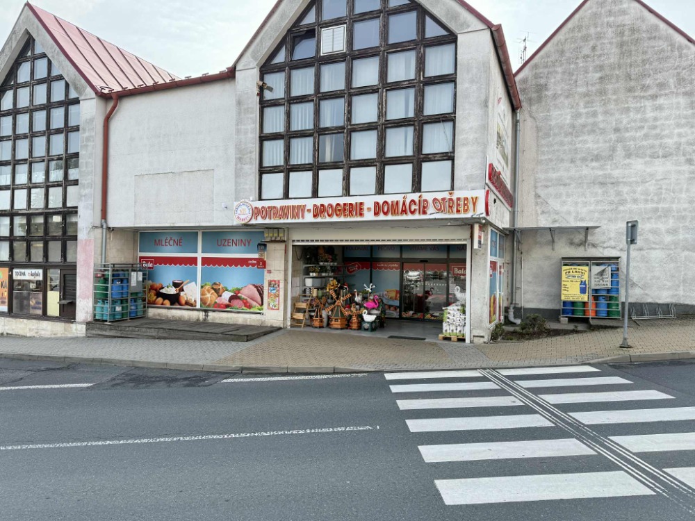 HOANGU OBCHODNÍ CENTRUM foto 2