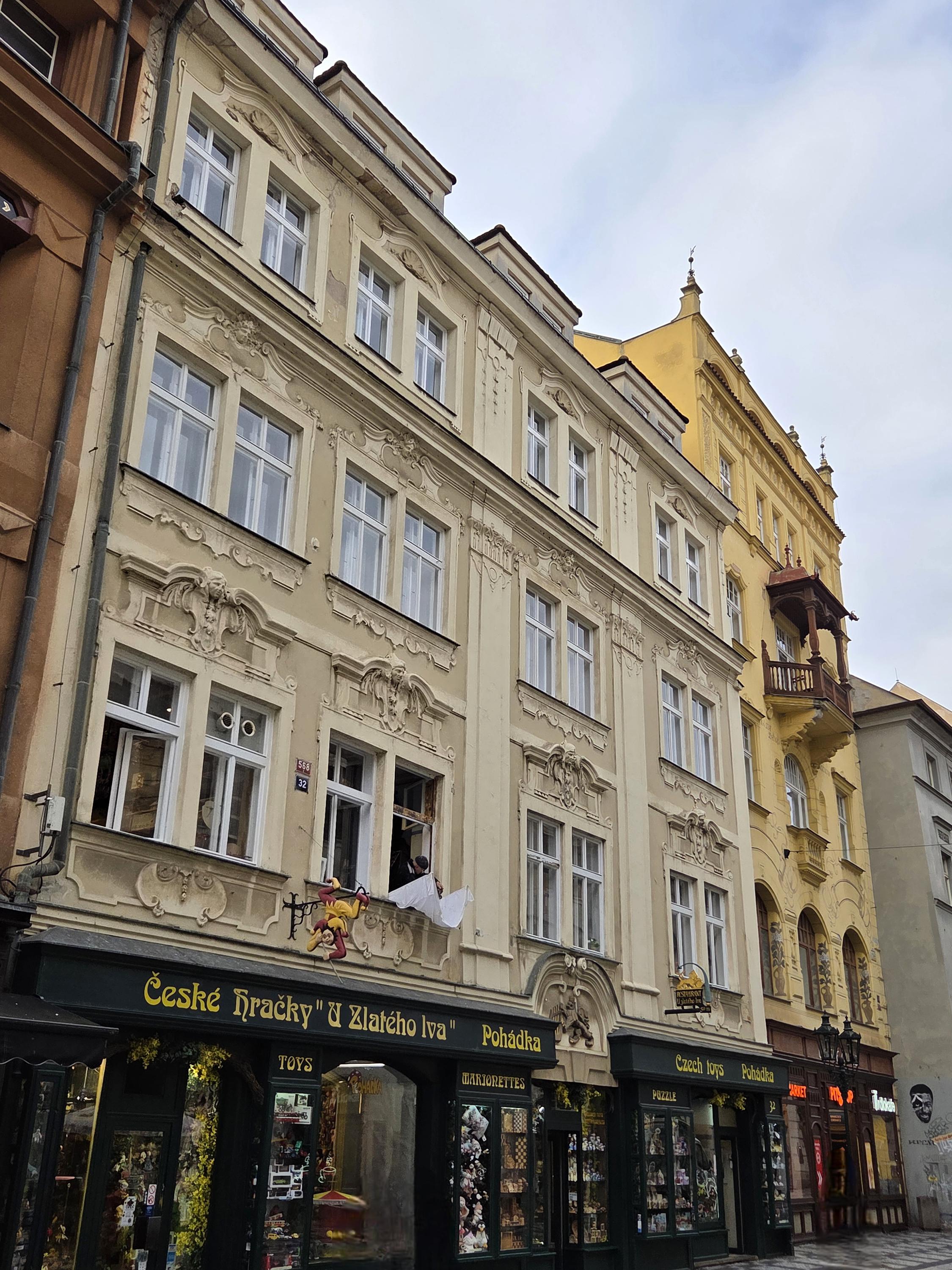 Pohádka s.r.o. Hračky u Zlatého Lva foto 2