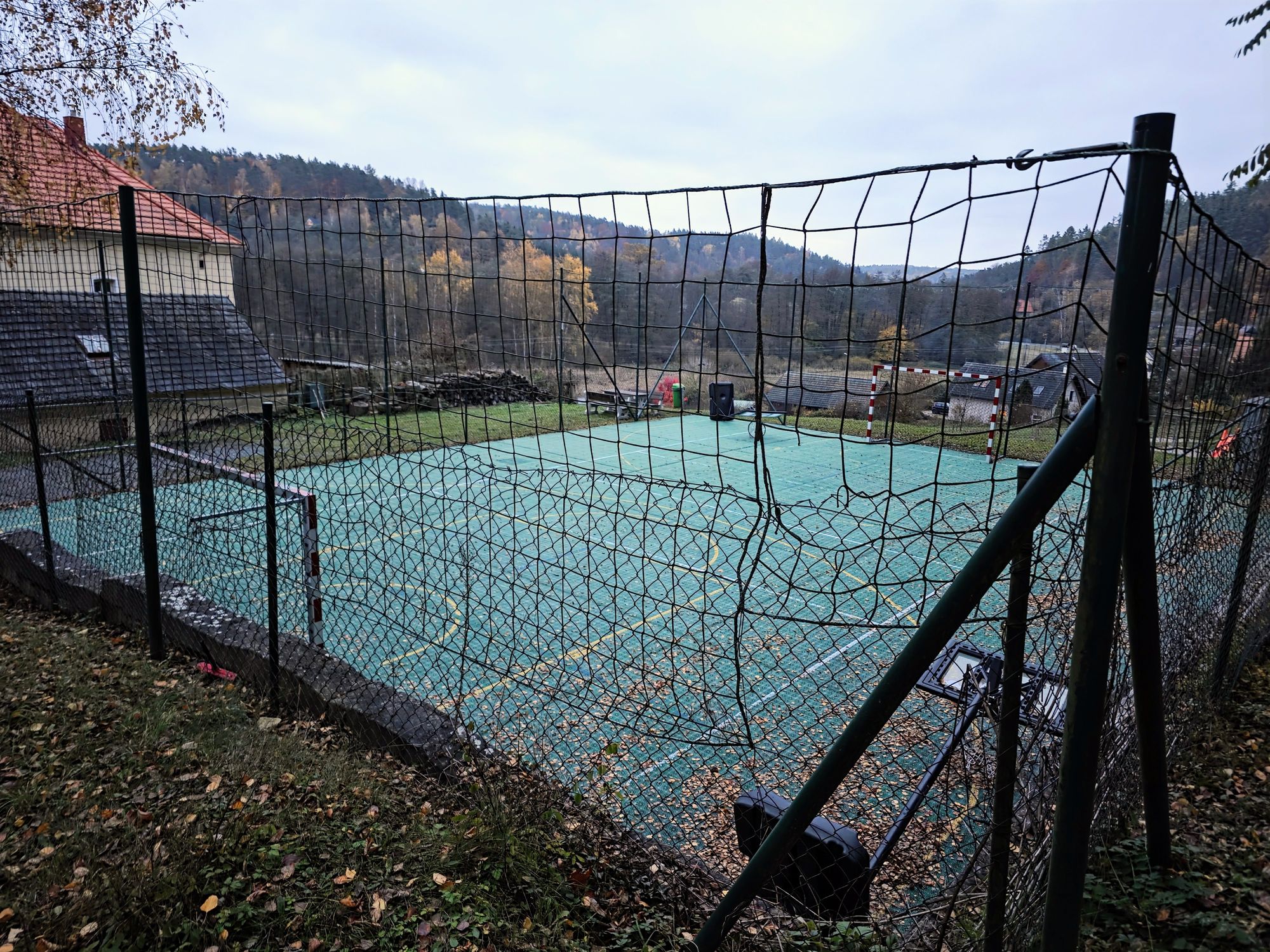 Fotbalové hřiště Medonosy foto 2