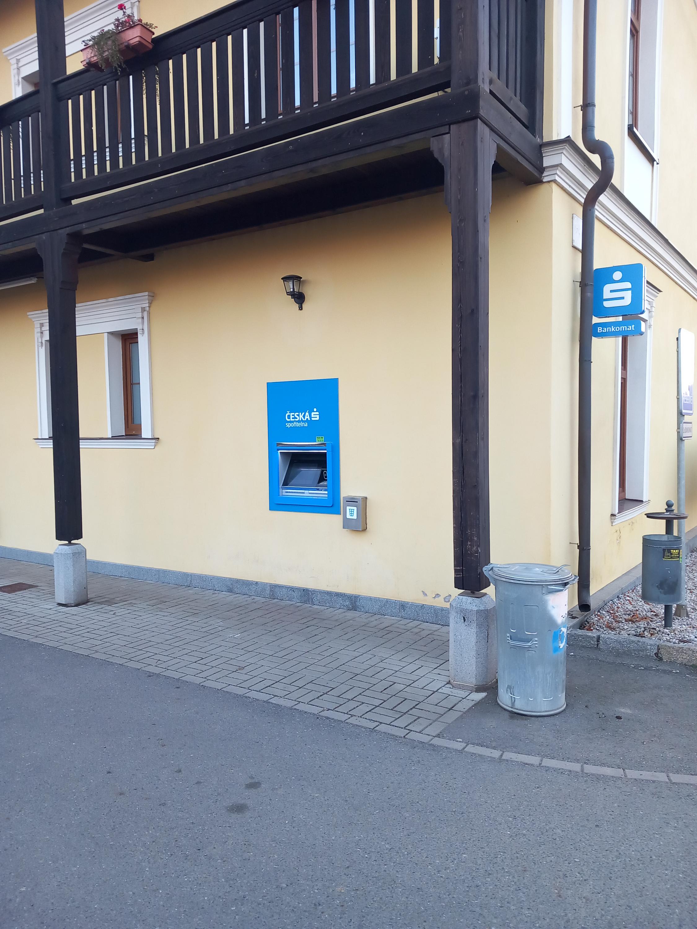 Bankomat České spořitelny foto 2