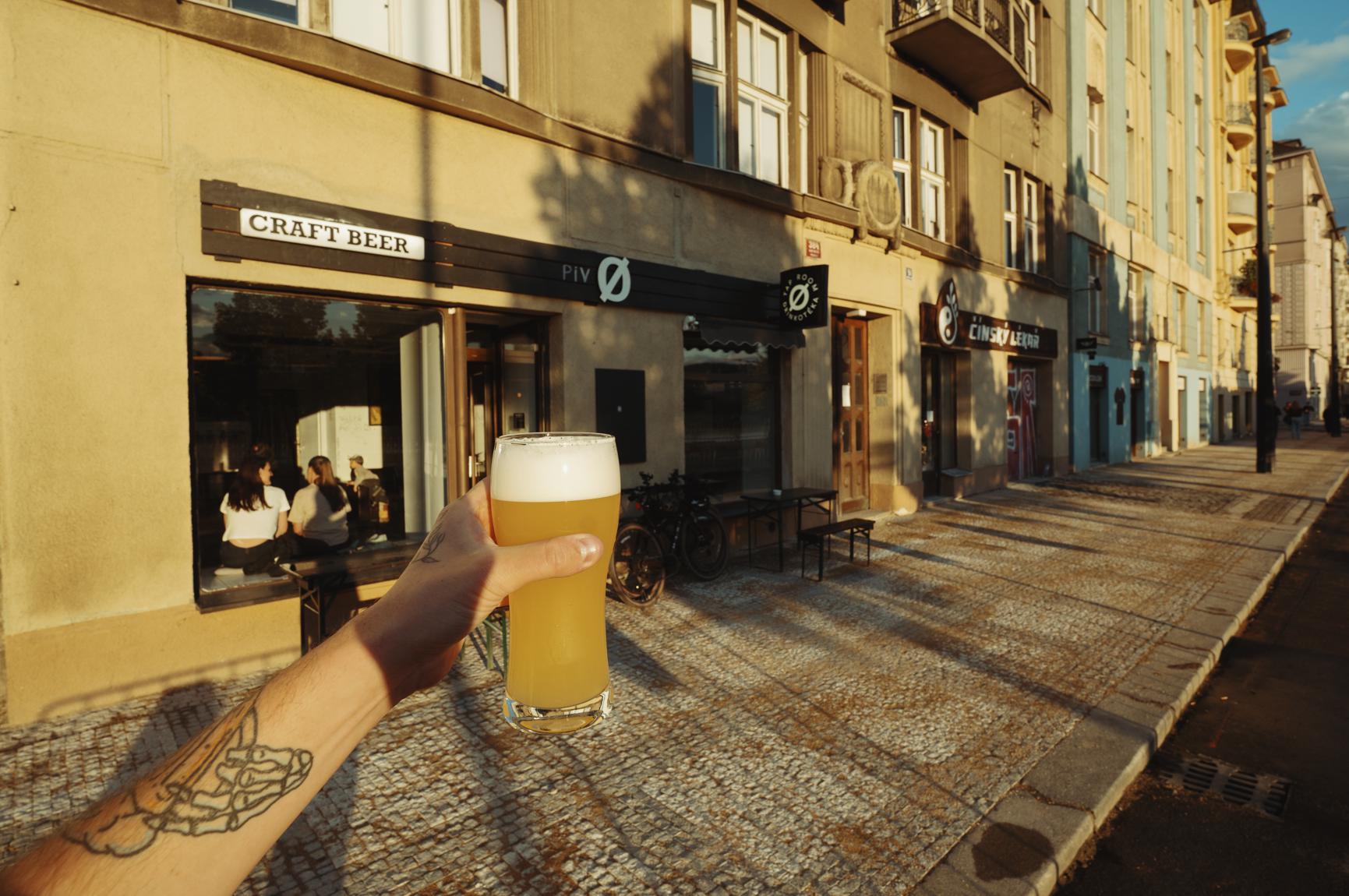 Drinkøtéka - Craft Beer Bar & Pííííívotéka