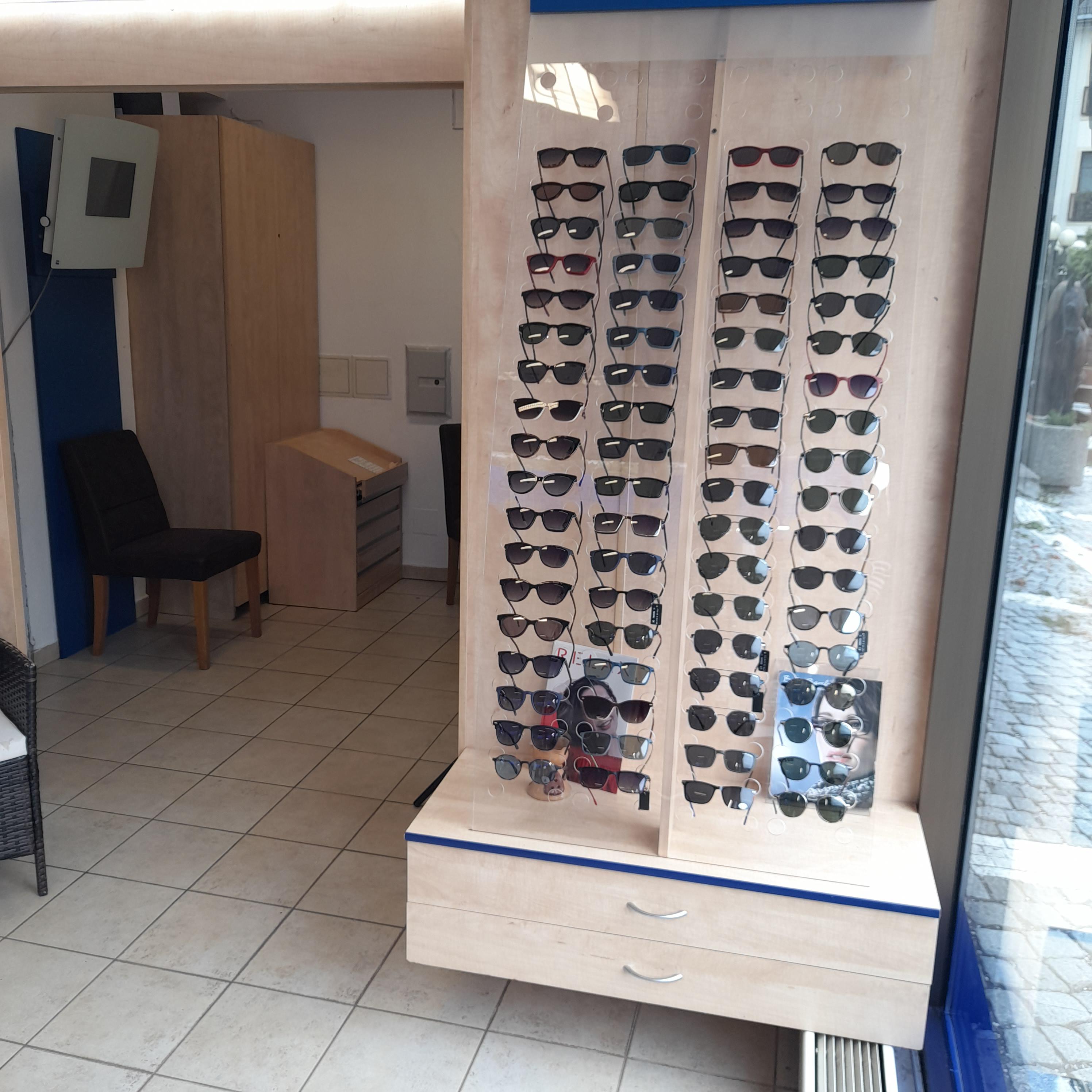 OPTIK Veselý foto 5