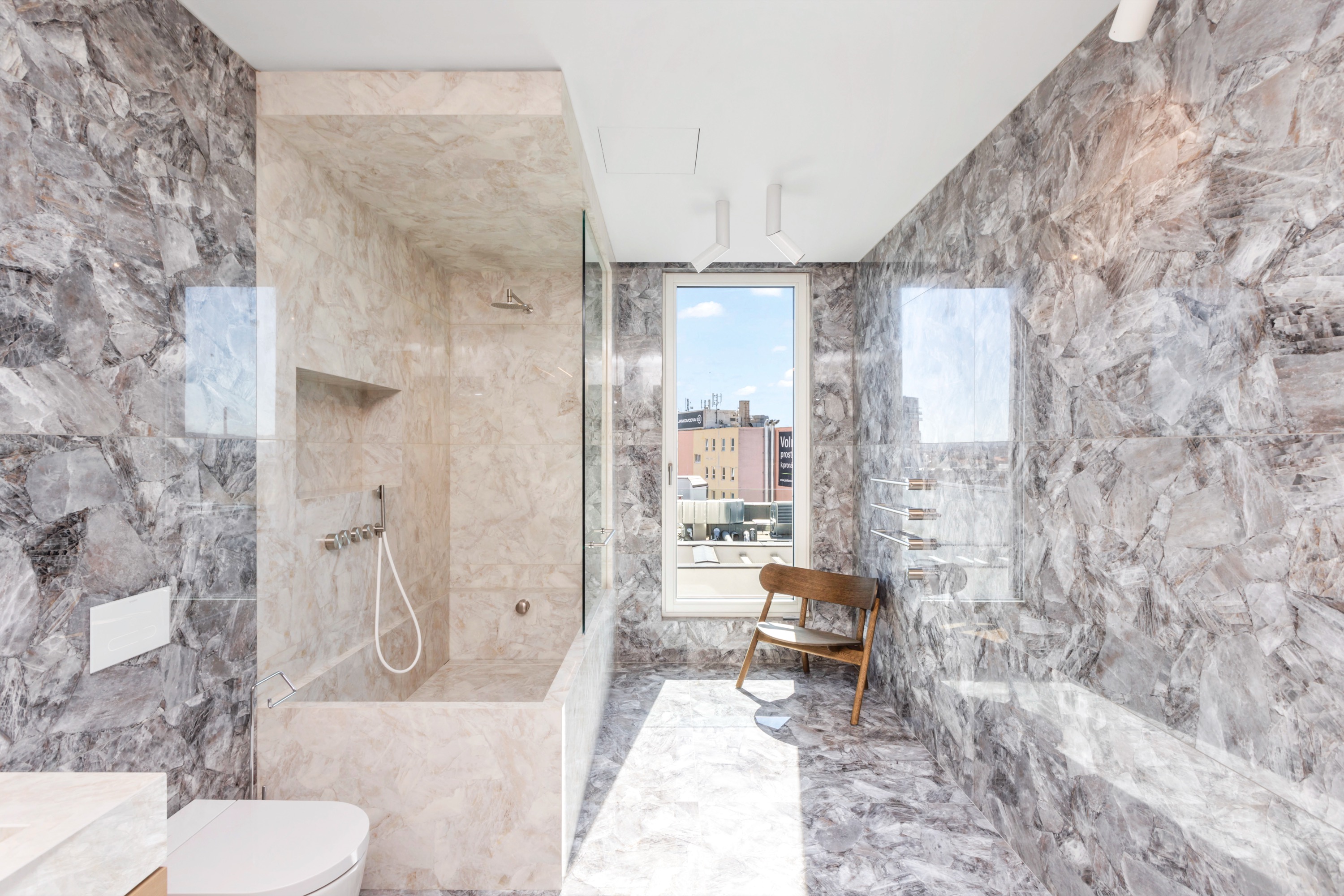 Keller Williams Luxury Česká republika foto 3