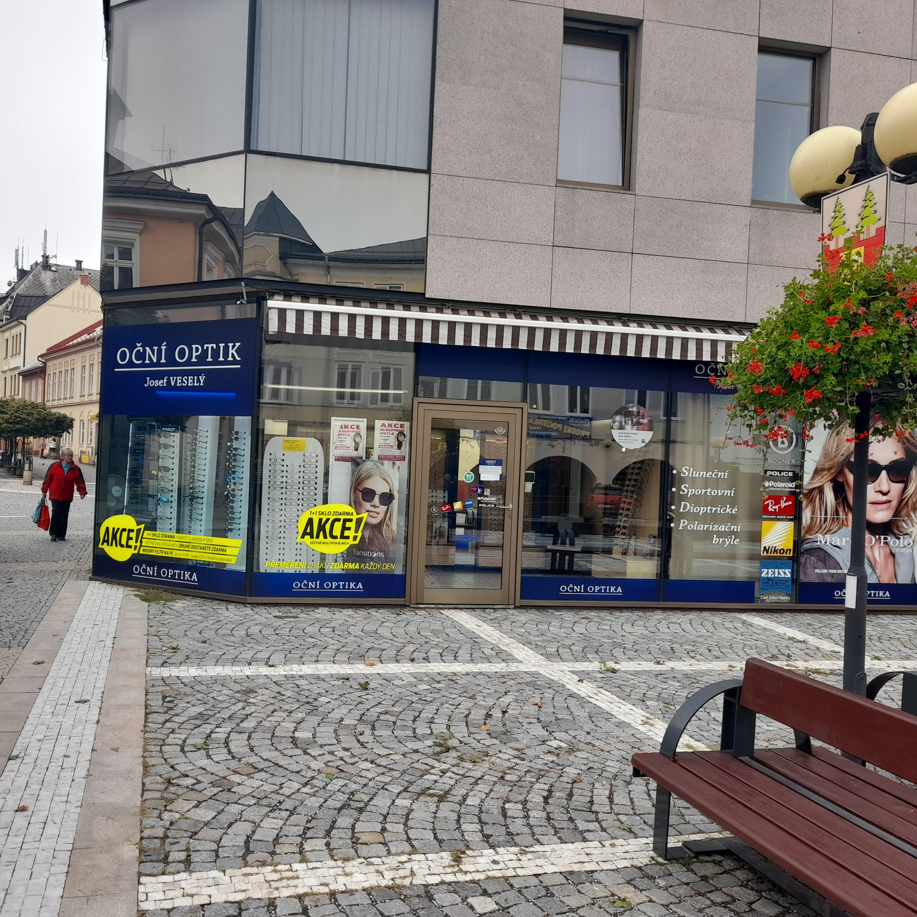 OPTIK Veselý foto 2