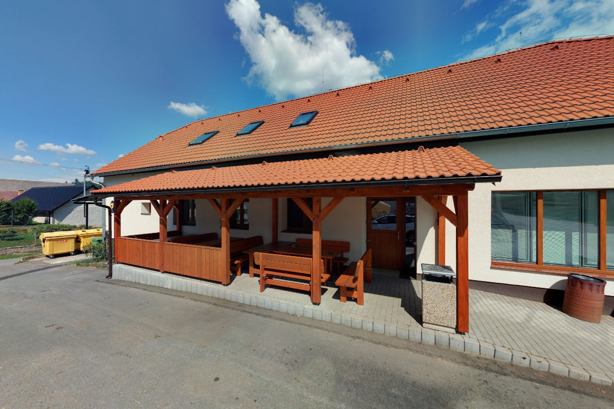 Běleč - obecní úřad foto 3