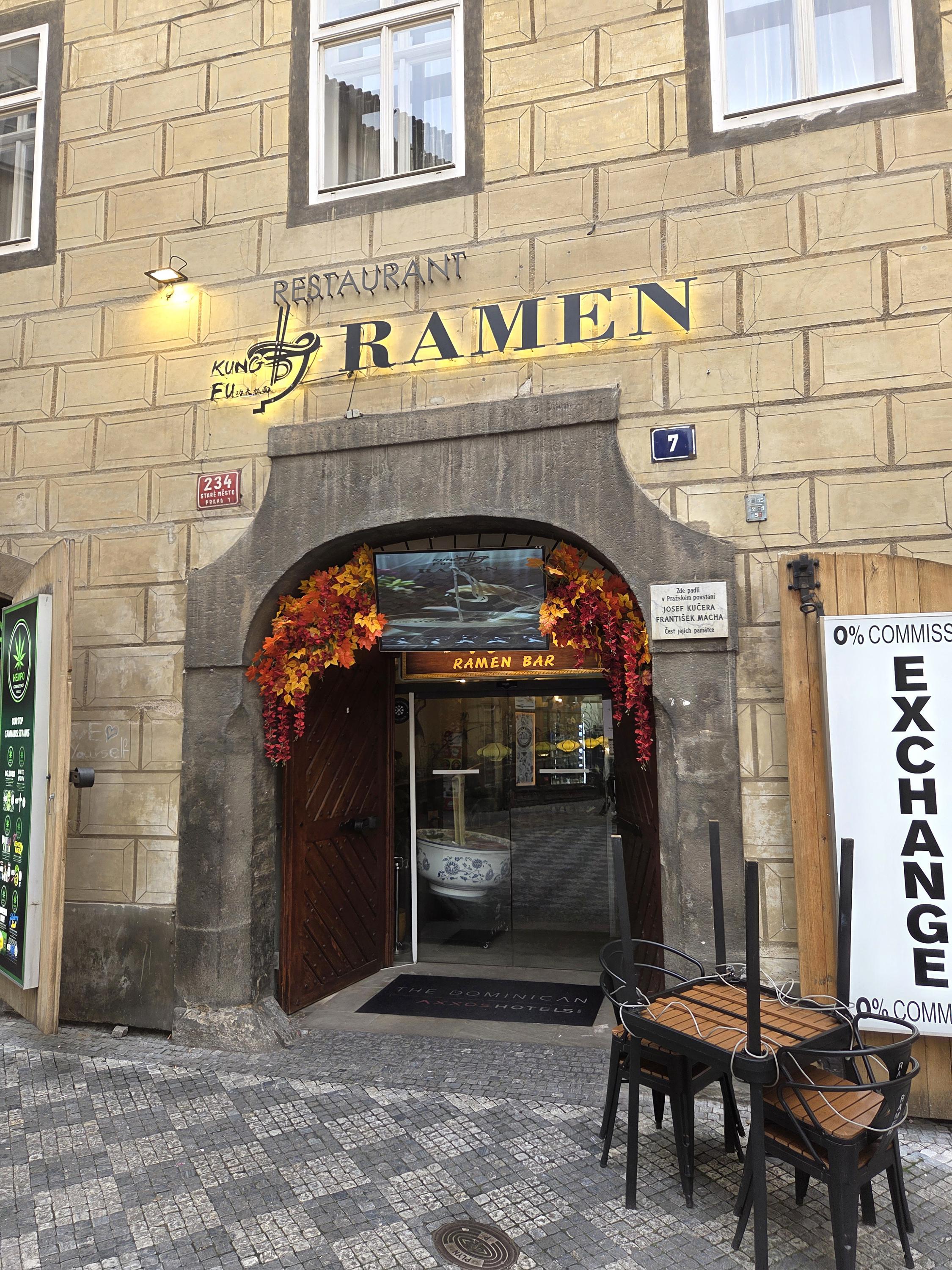 Ramen Bar foto 1