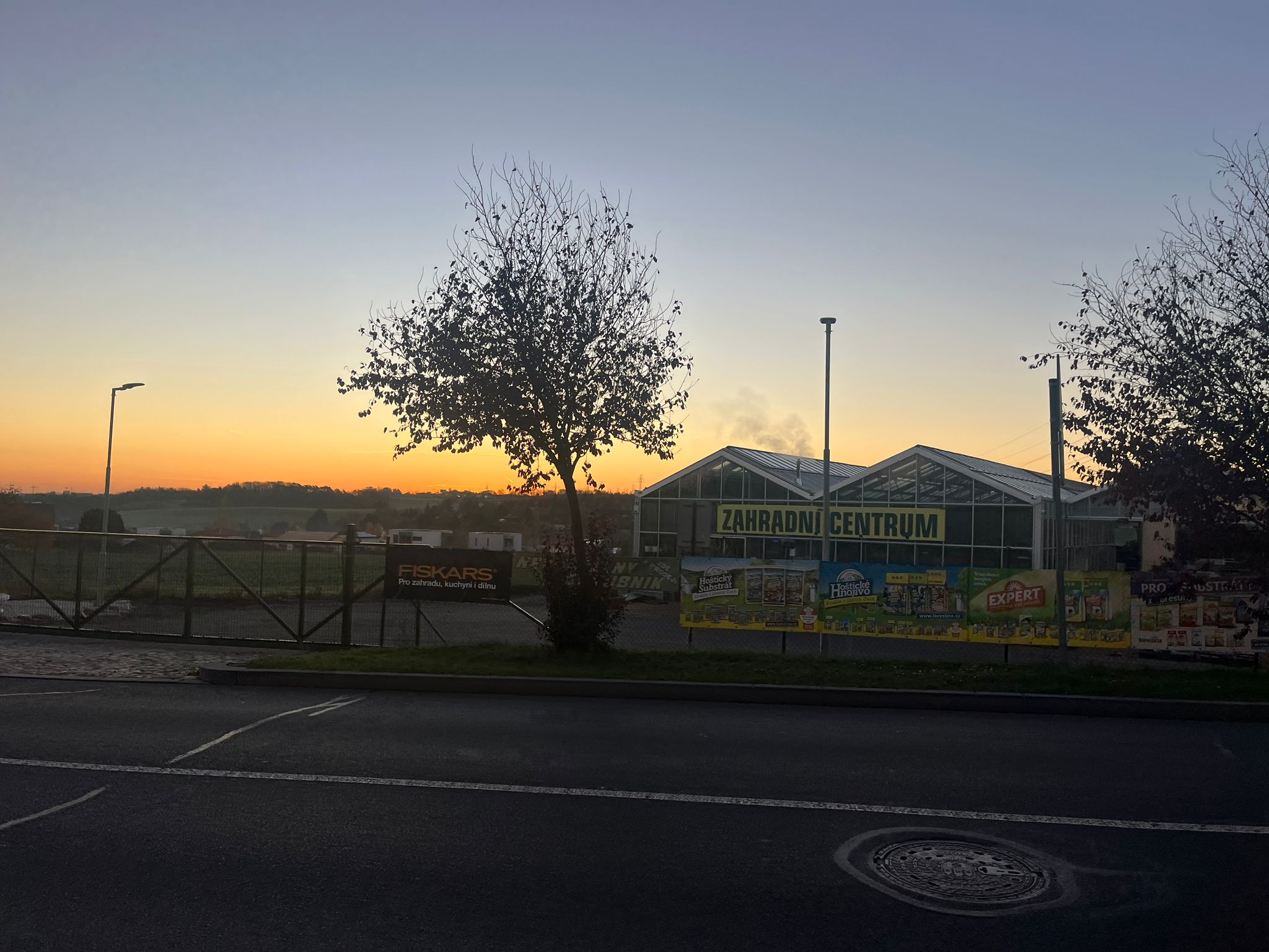 ZAHRADNÍ CENTRUM - IBASE
