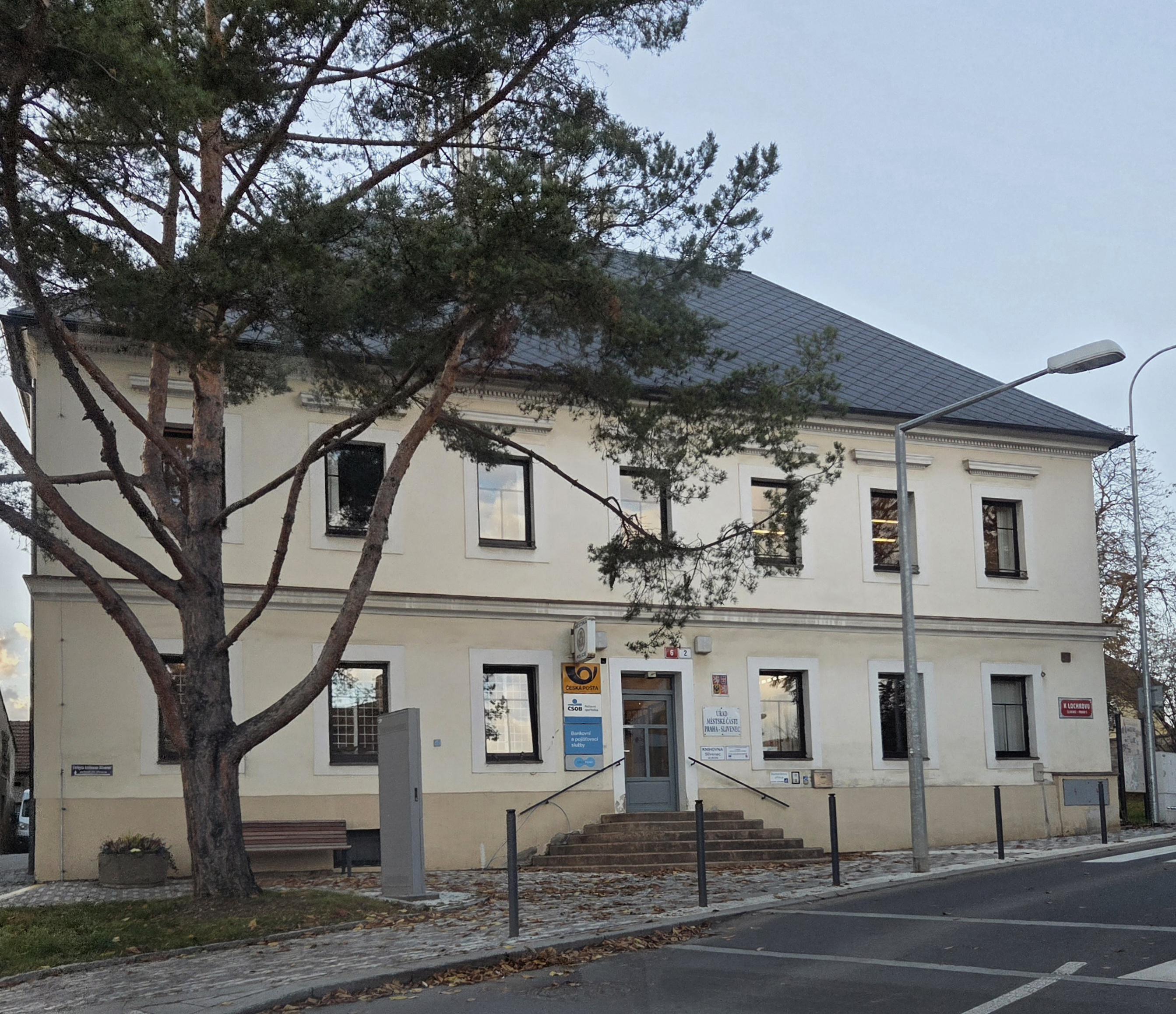 Úřad městské části Praha-Slivenec foto 2