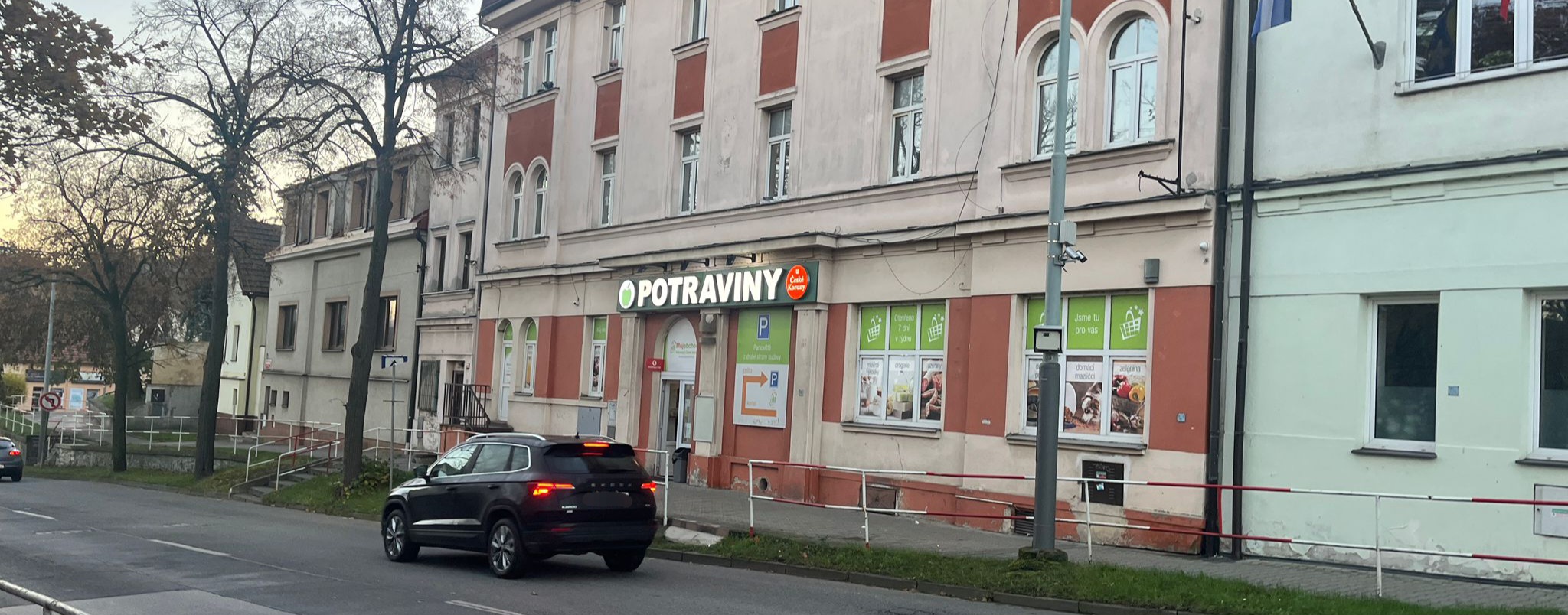 Potraviny u České koruny foto 2