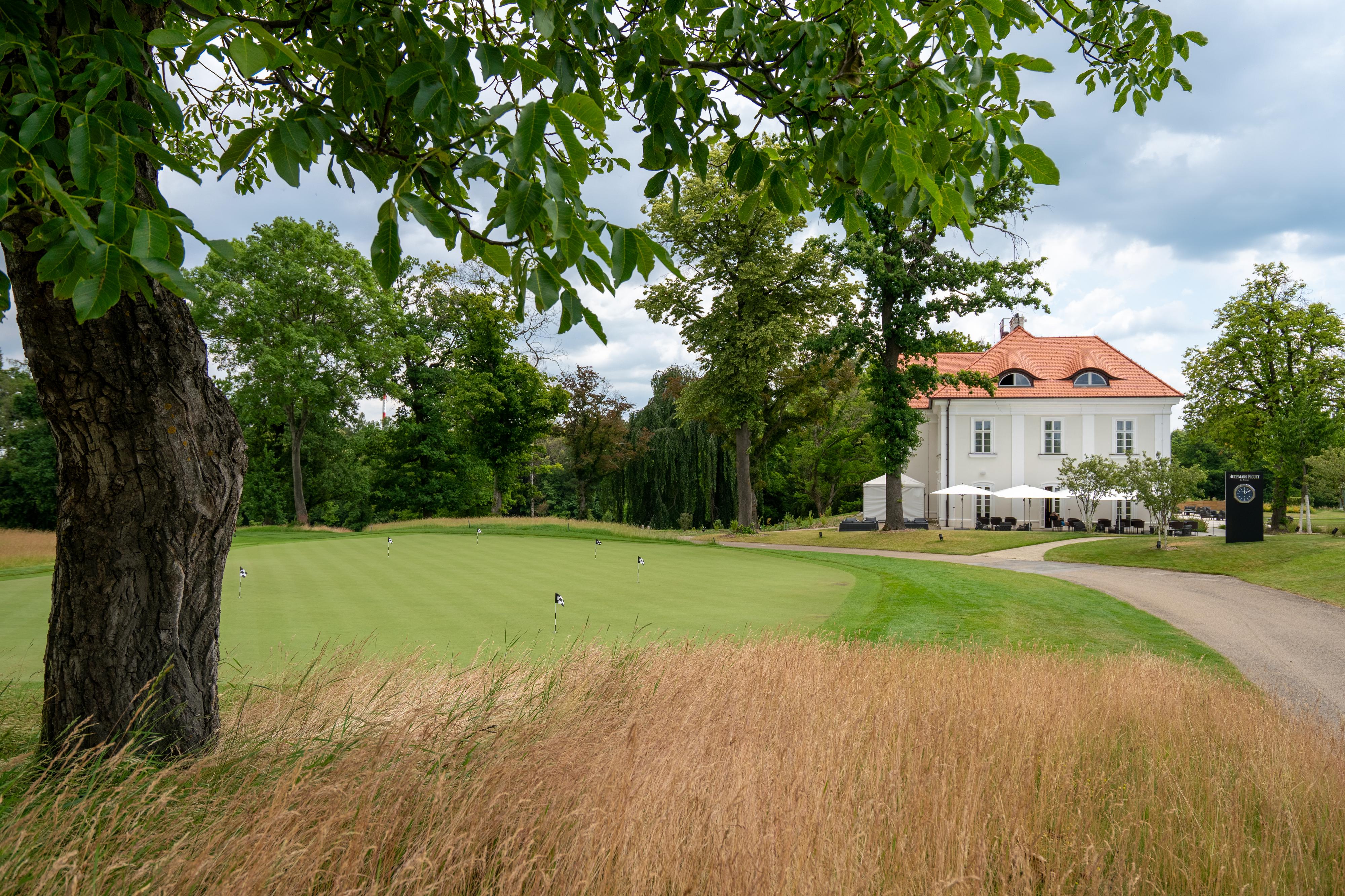 Keller Williams Luxury Česká republika foto 6