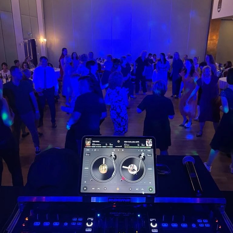 DJ na Svatbu Kostolnik foto 4