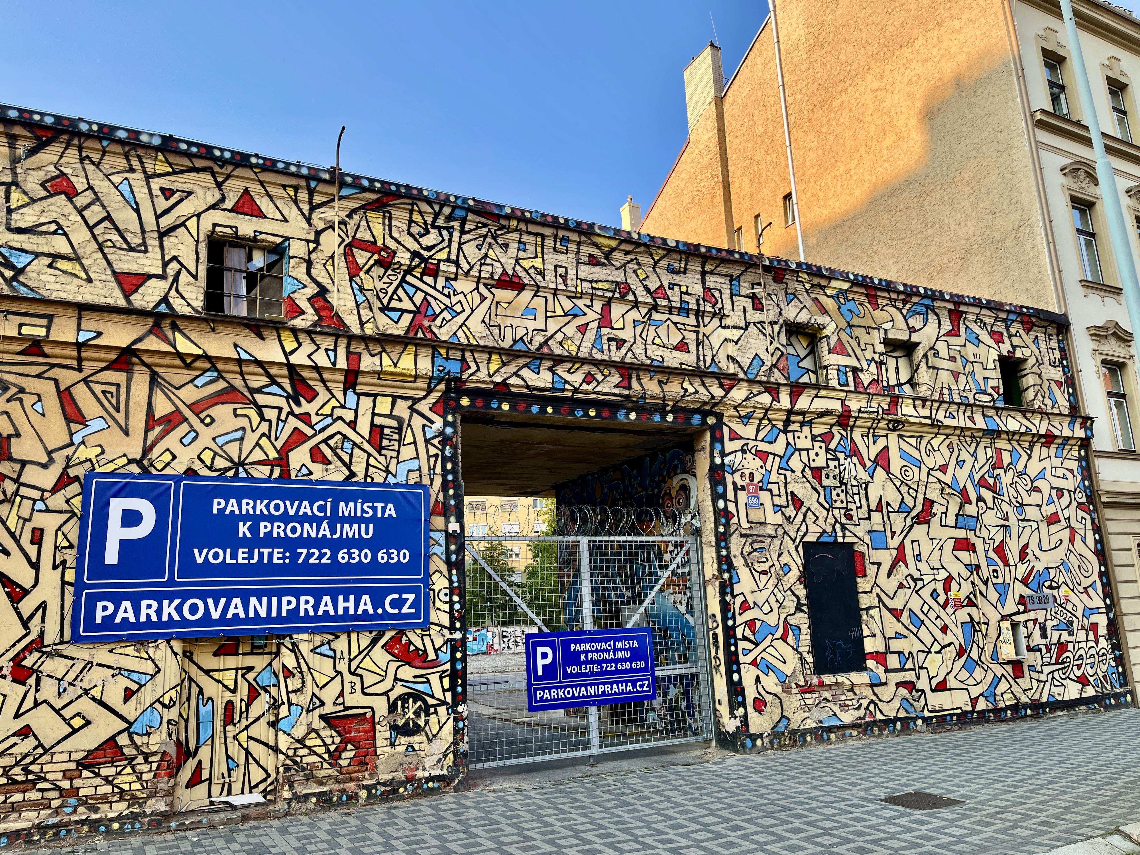 PARKOVÁNÍ PRAHA s.r.o.