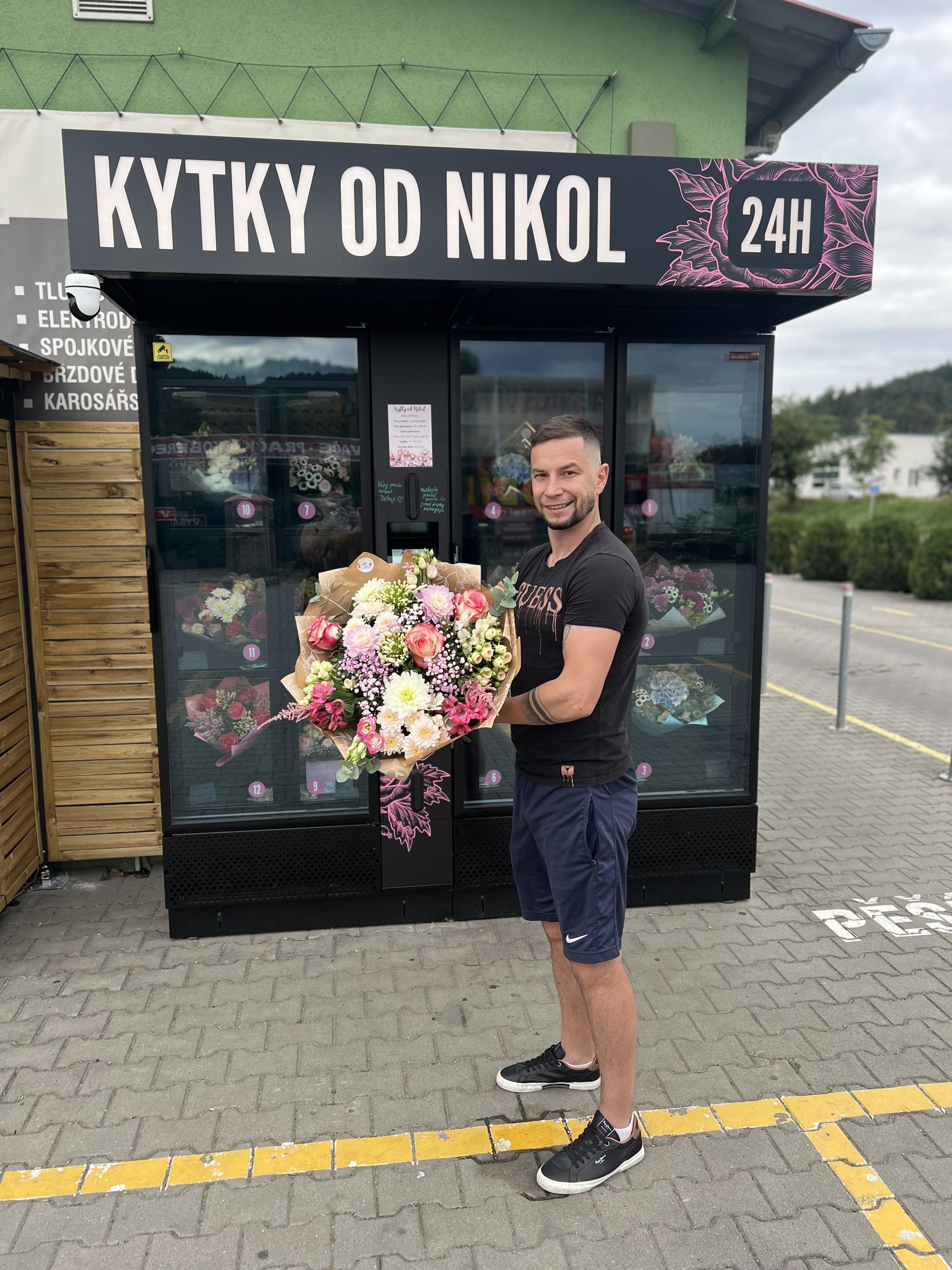 Kytky od Nikol foto 3