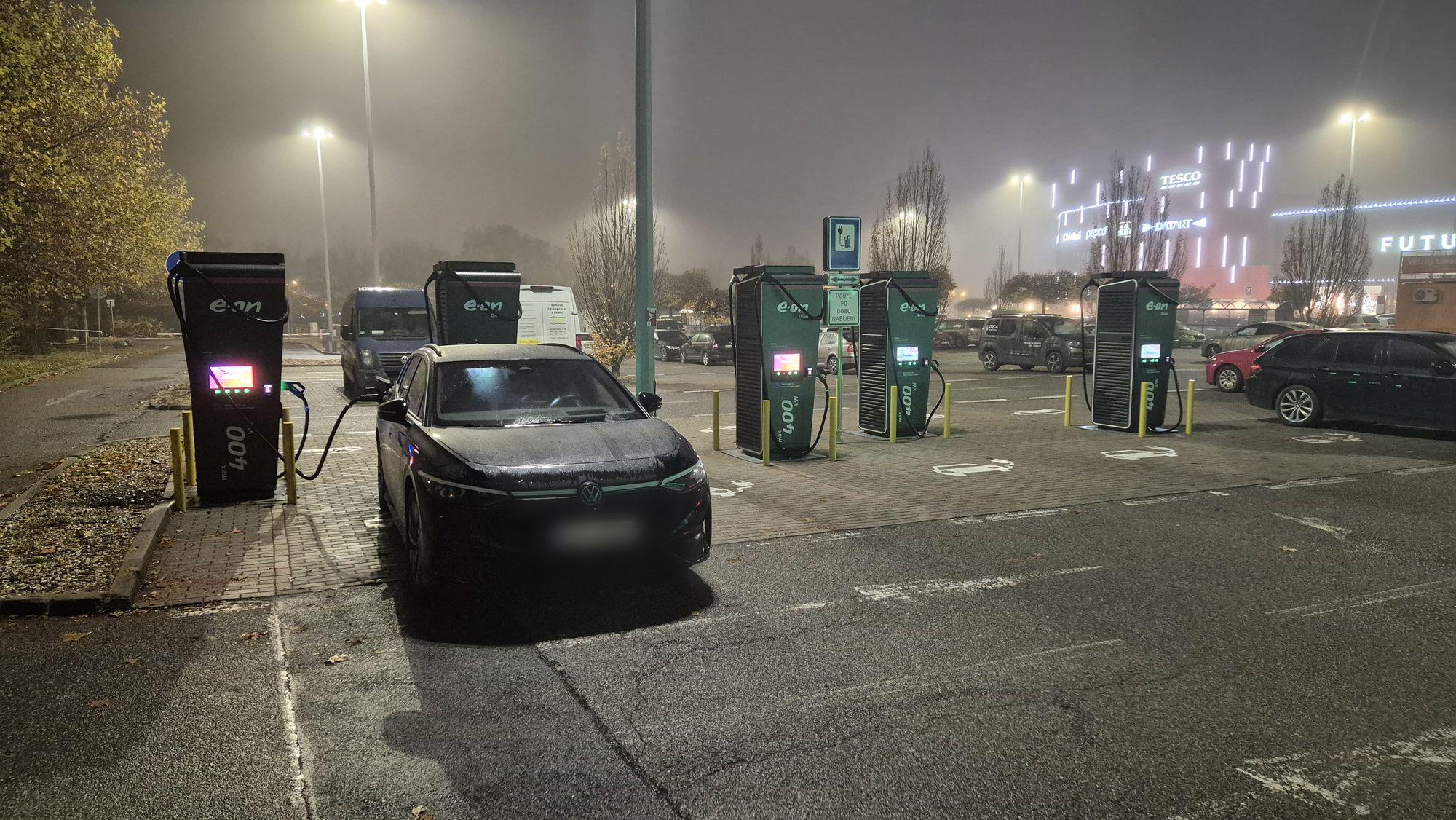 Dobíjecí stanice E.ON Drive