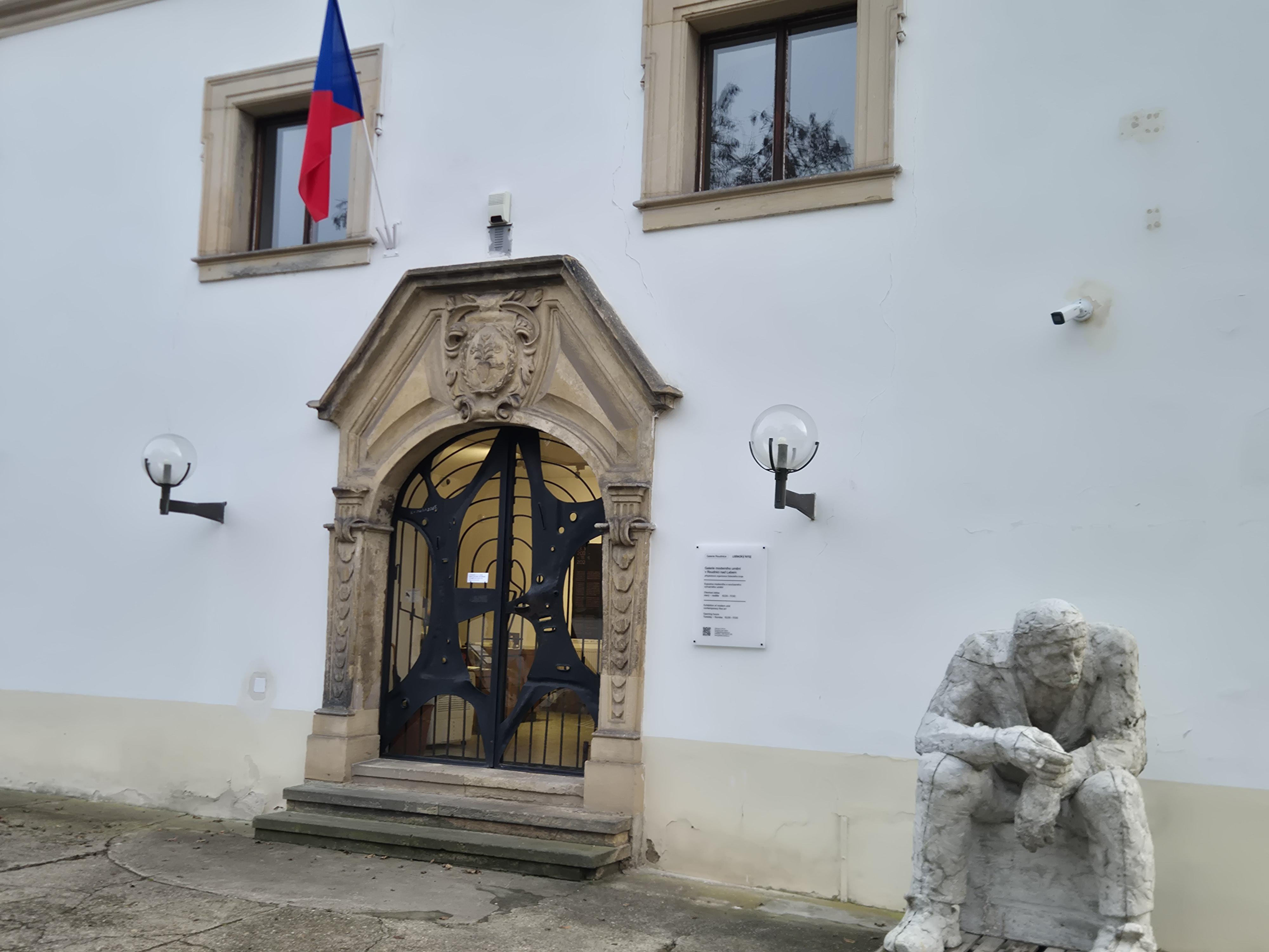 Galerie moderního umění Roudnice nad Labem foto 3