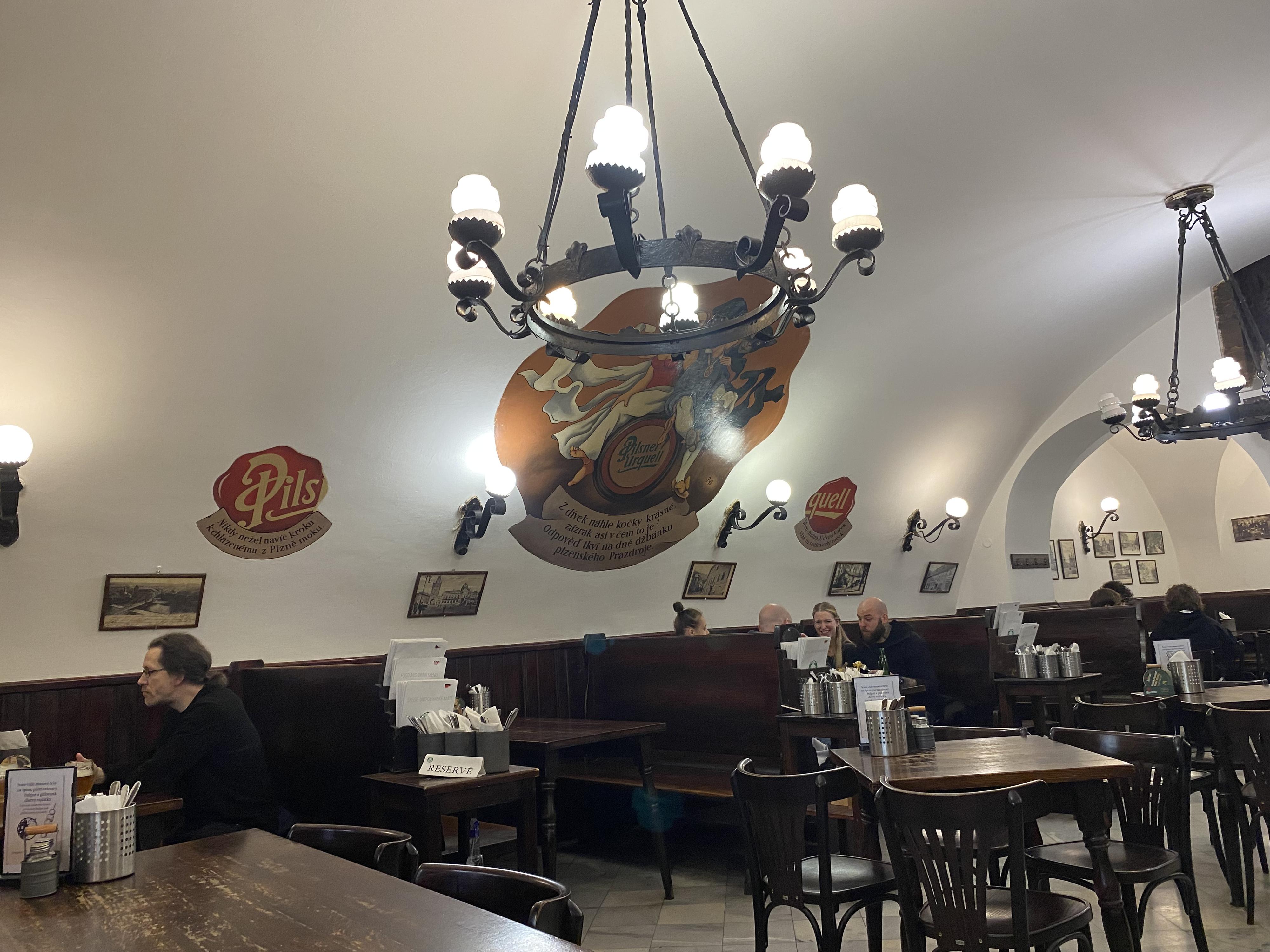 Restaurace U Dvou koček foto 2