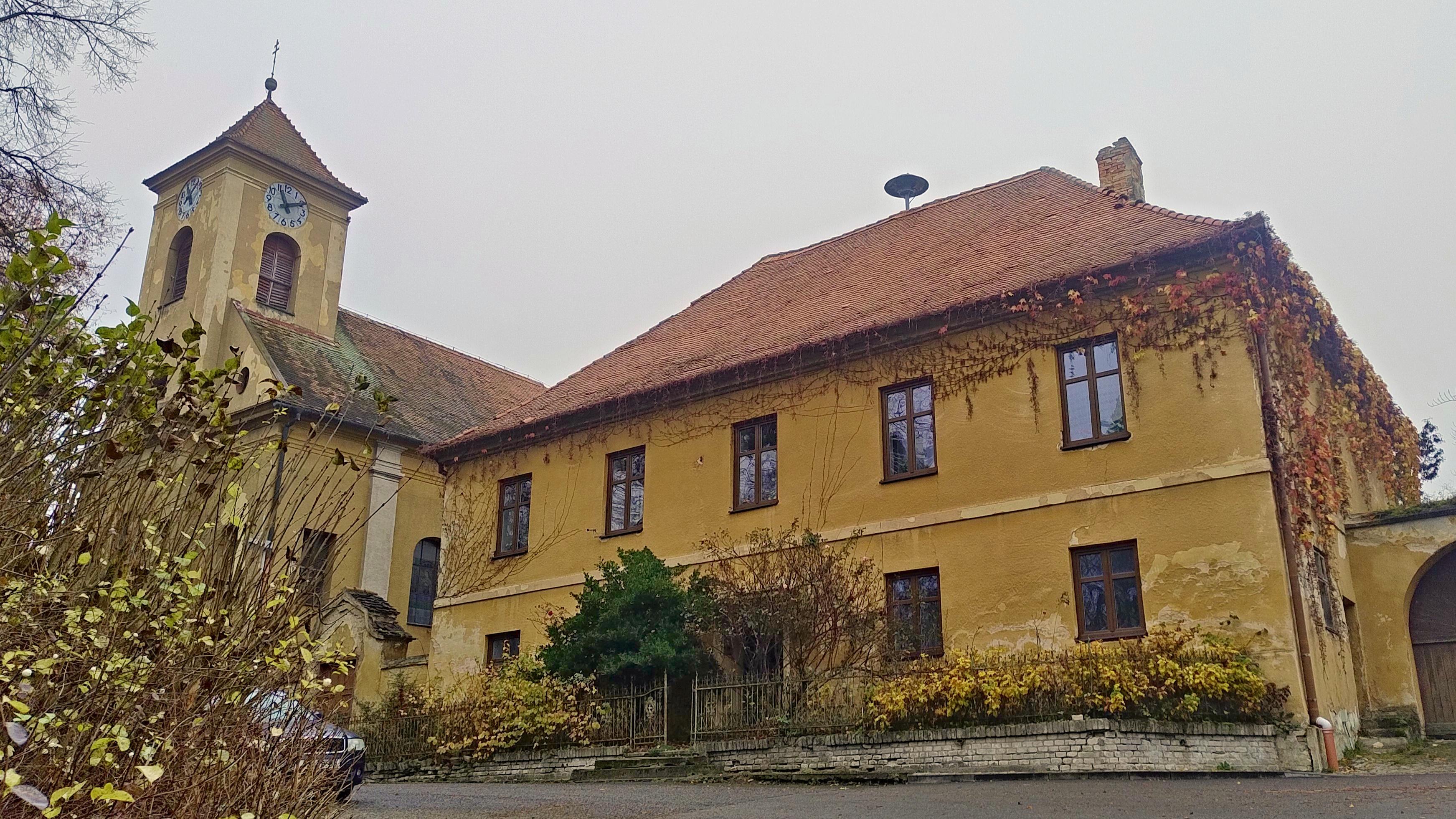 Římskokatolická farnost Borkovany