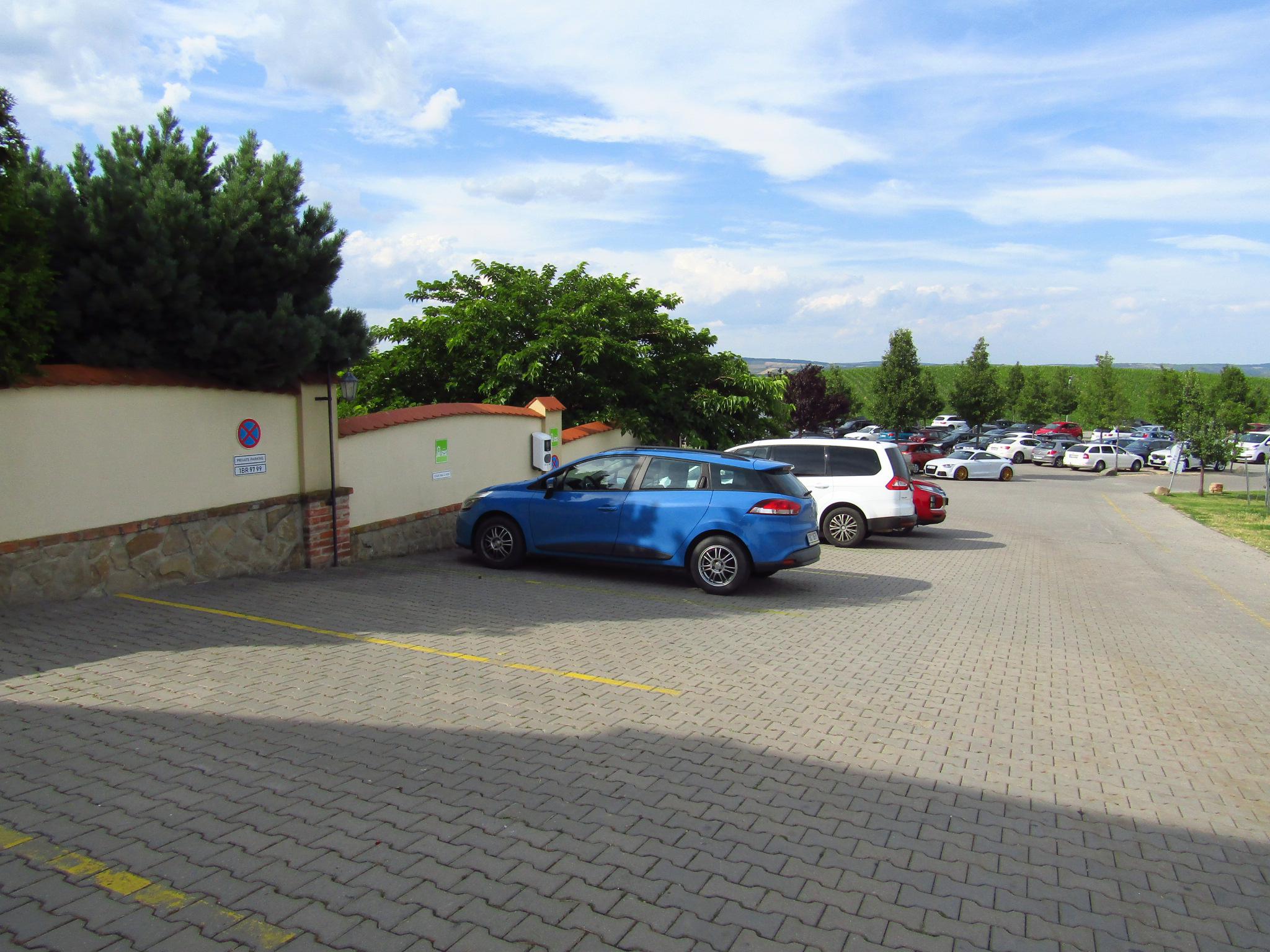 Dobíjecí stanice E.ON foto 2