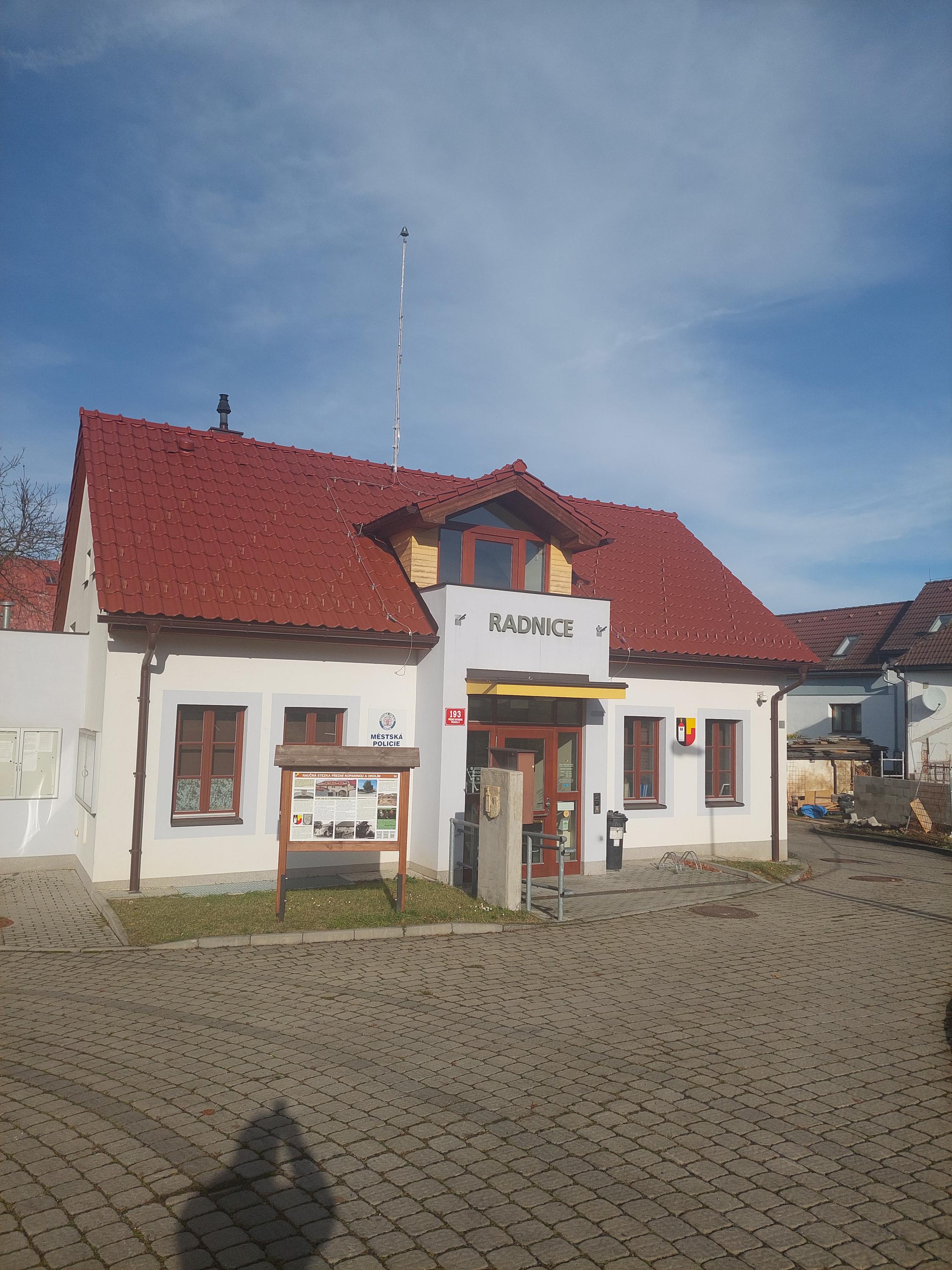 Úřad městské části Praha-Přední Kopanina foto 6