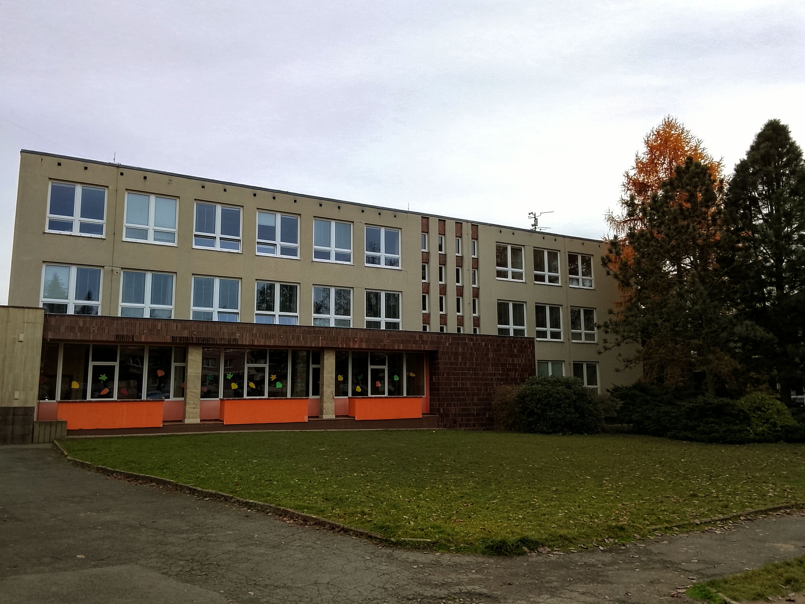 ZŠ Kaznějov, Školní foto 4