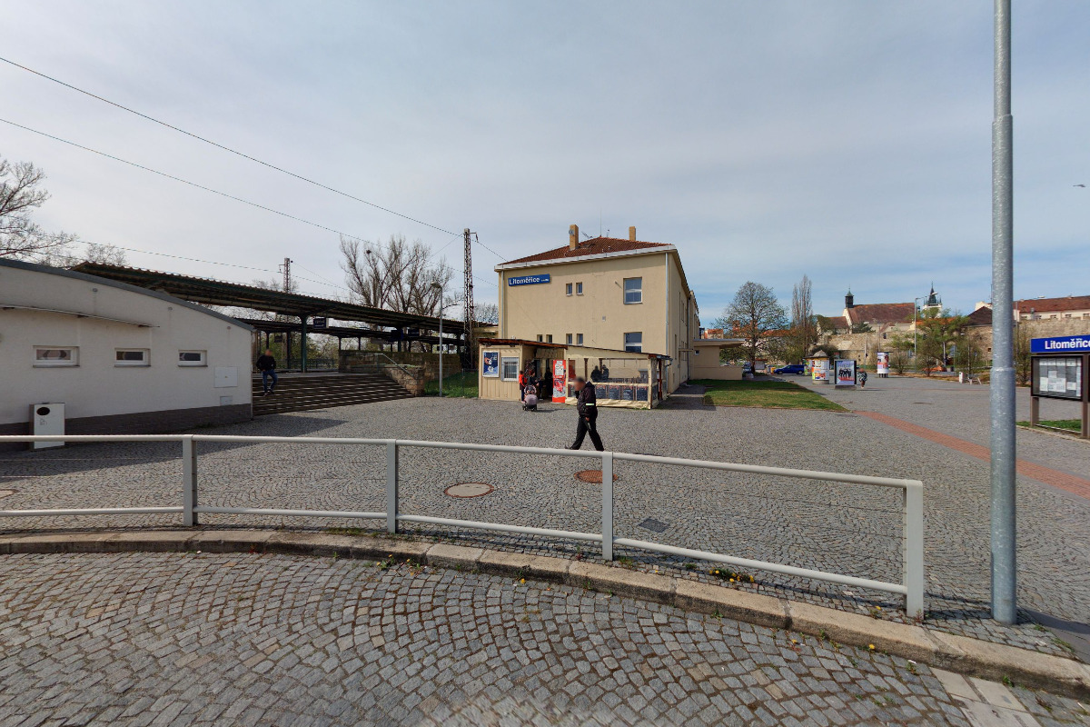 Občerstvení na nádraží foto 2