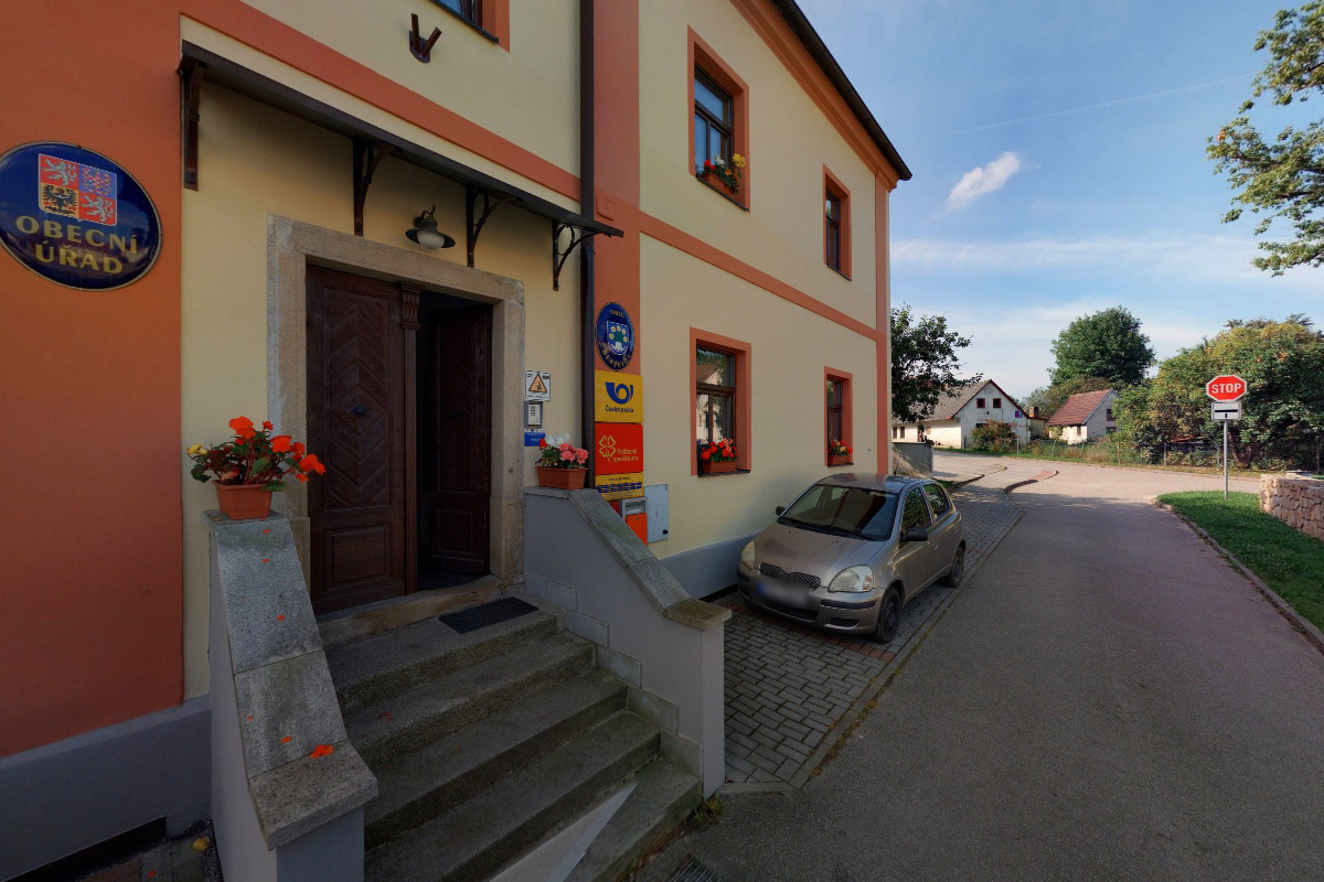 Blažejov - obecní úřad foto 2